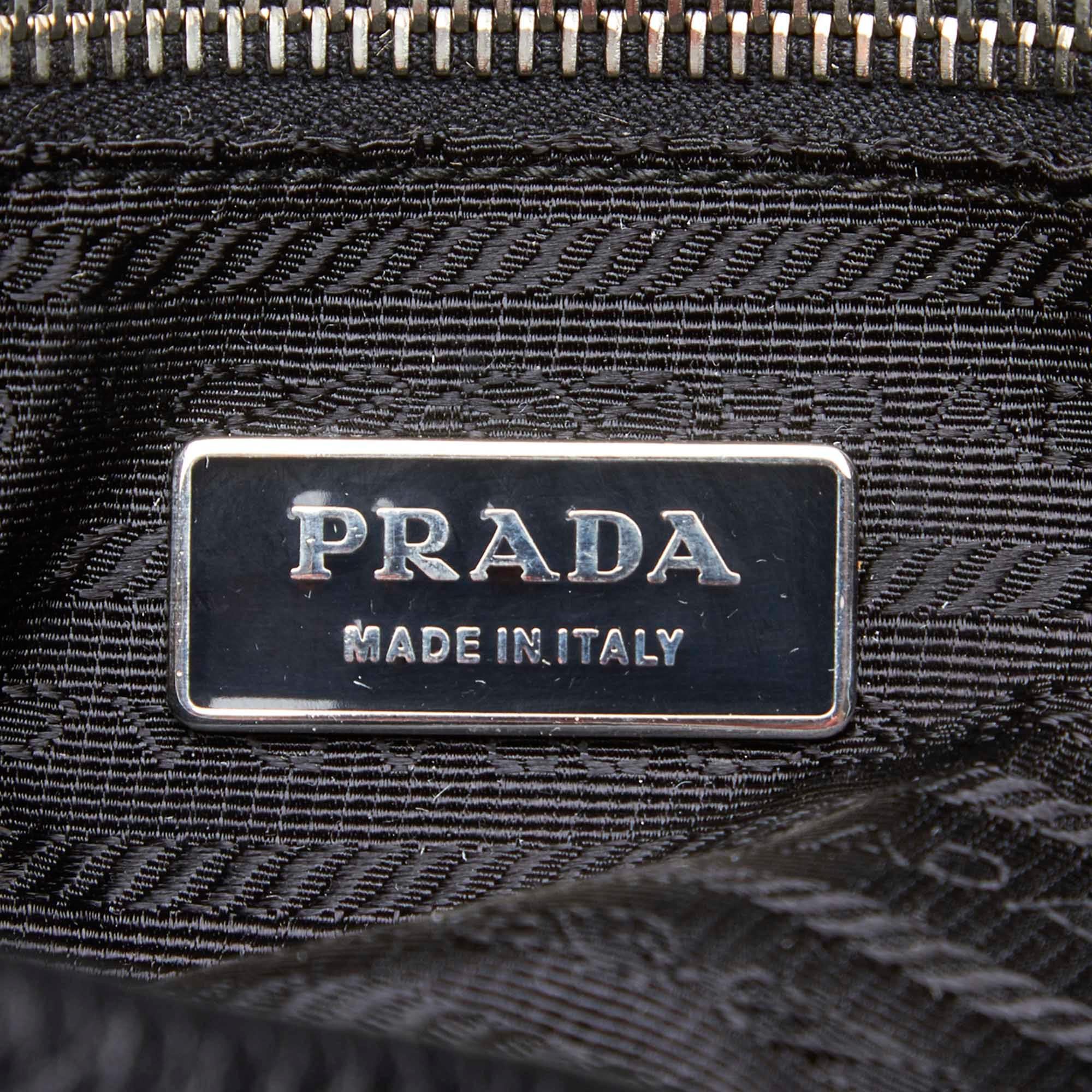 Vintage Authentic Prada Black Leather Shoulder Bag Italy w/ Dust Bag LARGE For Sale 2