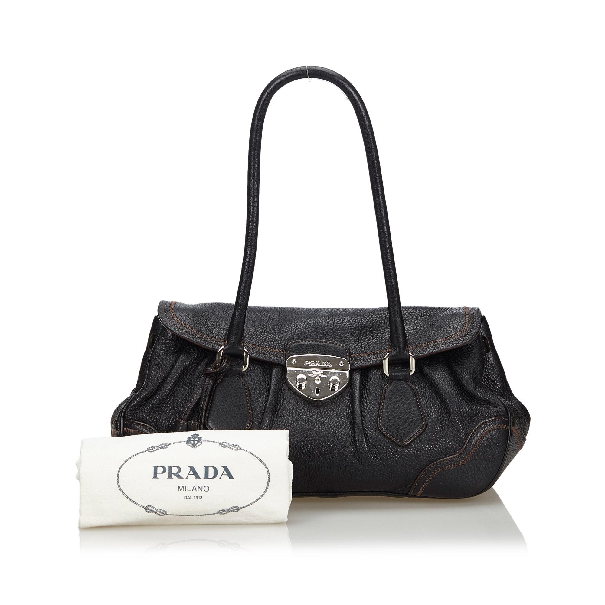 Vintage Authentic Prada Black Leather Shoulder Bag Italy w/ Dust Bag LARGE For Sale 5