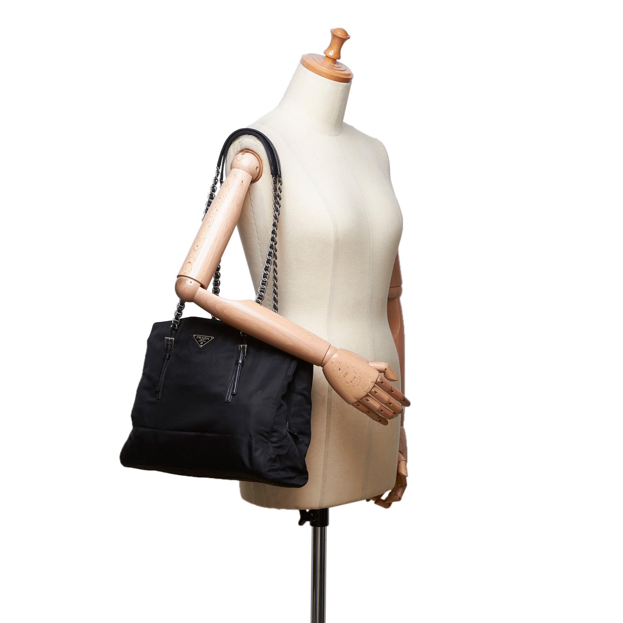 Vintage Authentic Prada Black Nylon Fabric Chain Shoulder Bag Italy MEDIUM  8