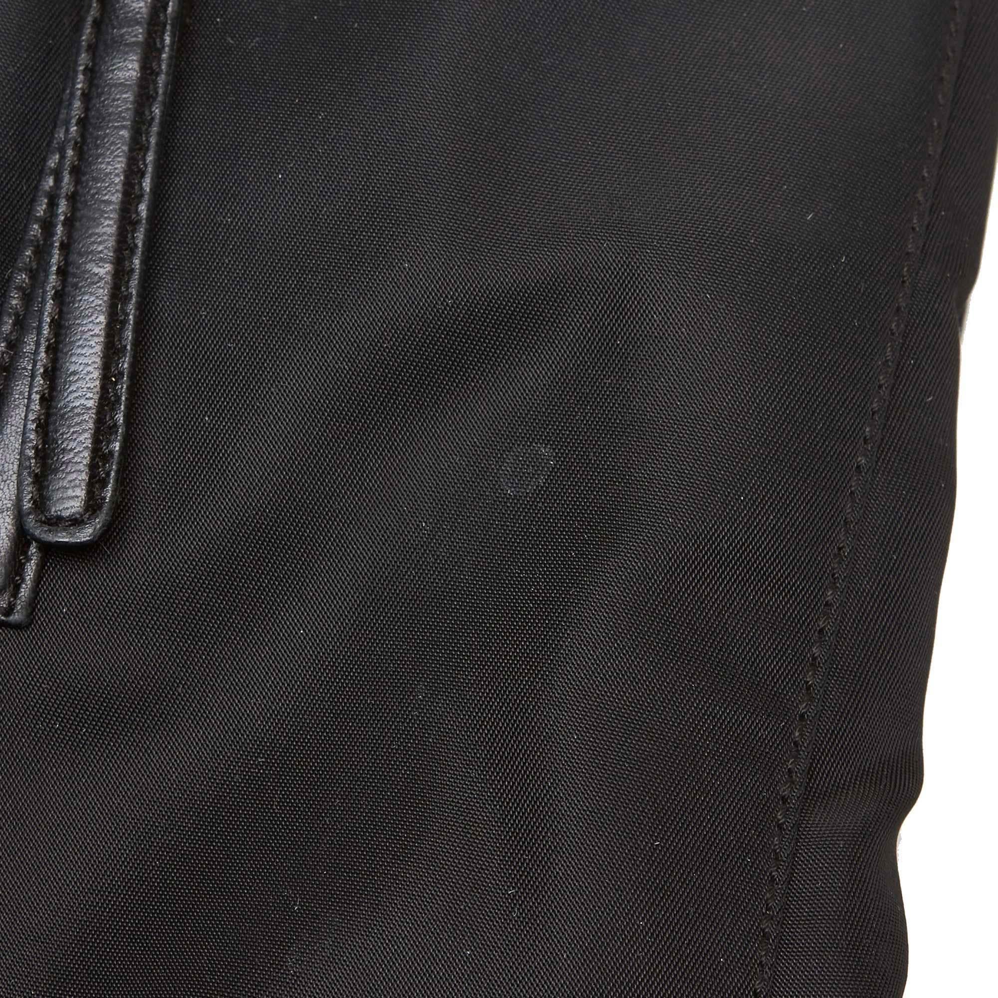 Vintage Authentic Prada Black Nylon Fabric Chain Shoulder Bag Italy MEDIUM  4