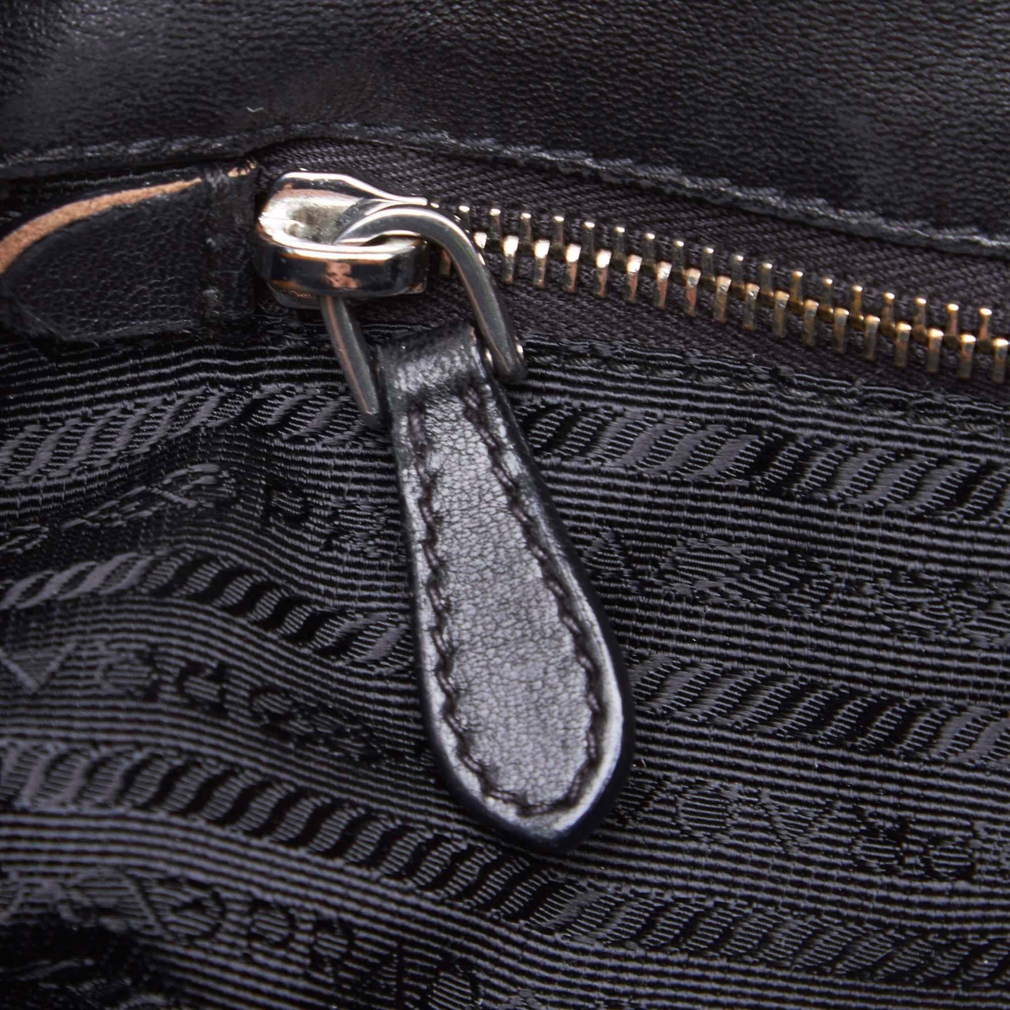 Vintage Authentic Prada Black Nylon Fabric Fiocco Bow Handbag Italy LARGE  For Sale 4