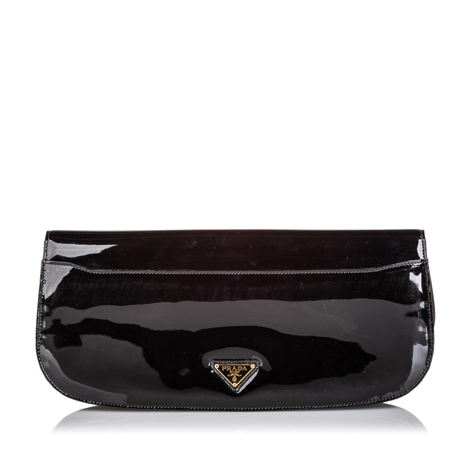 Vintage Authentic Prada Black Patent Leather Clutch Bag ITALY w SMALL  In Good Condition For Sale In Orlando, FL