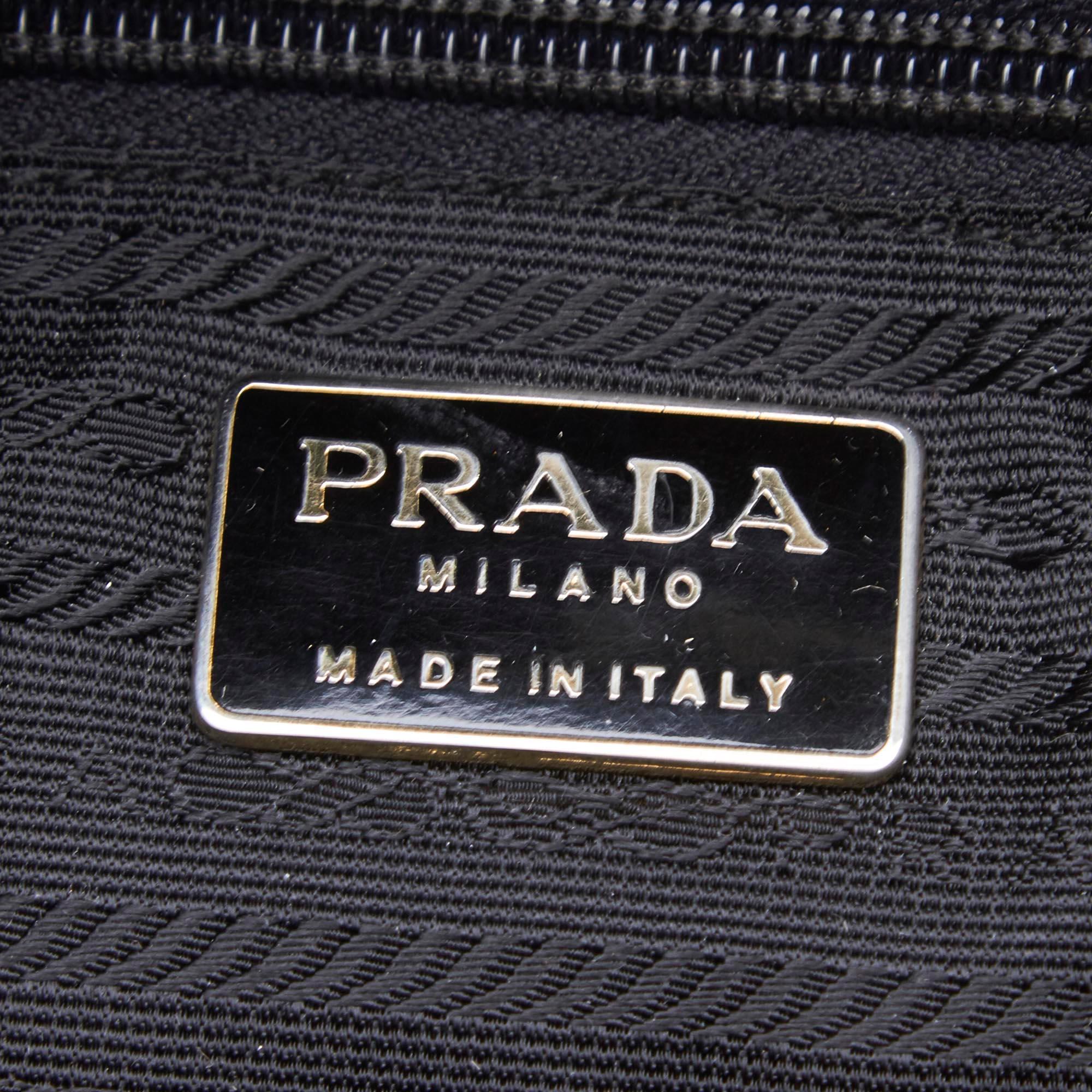 Vintage Authentic Prada Black Quilted Chain Tote Bag Italy w Dust Bag LARGE  In Good Condition In Orlando, FL