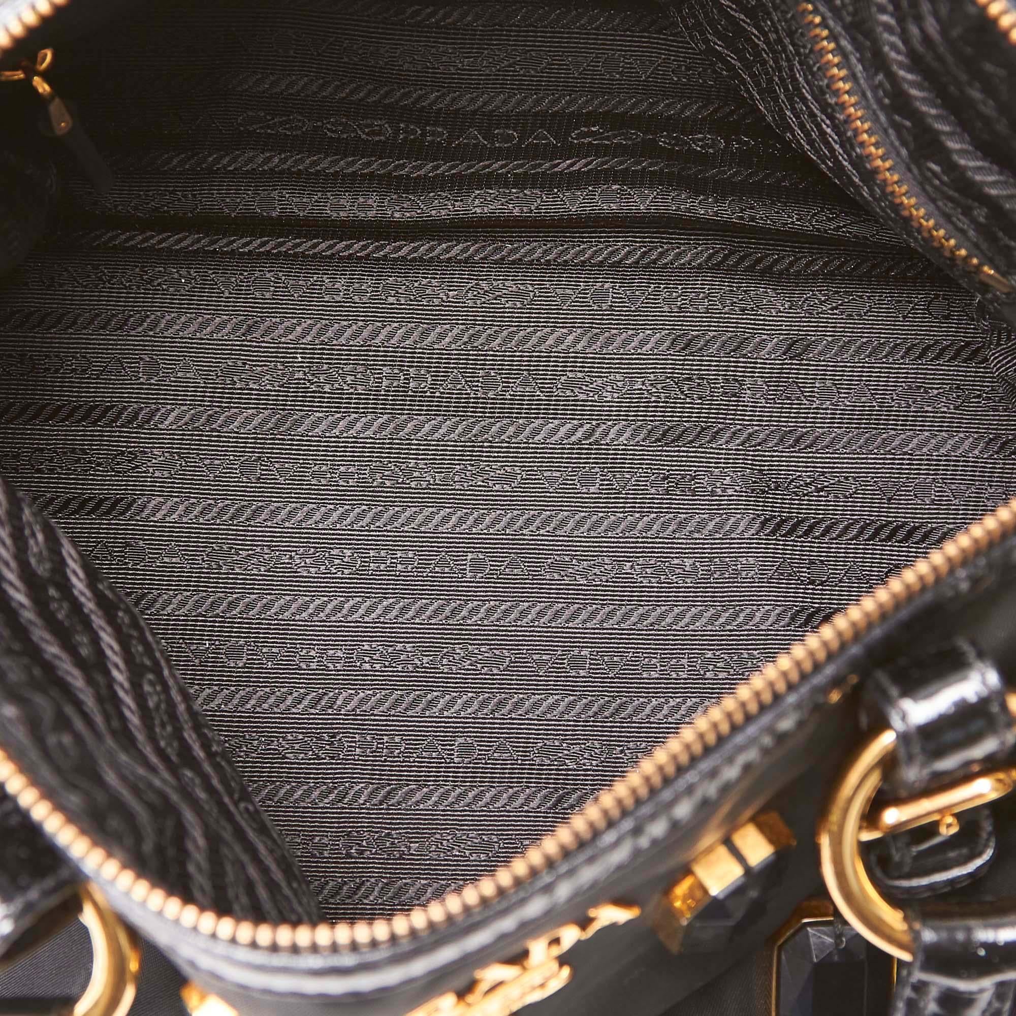 Vintage Authentic Prada Black Tessuto Pietre Handbag ITALY w MEDIUM  1