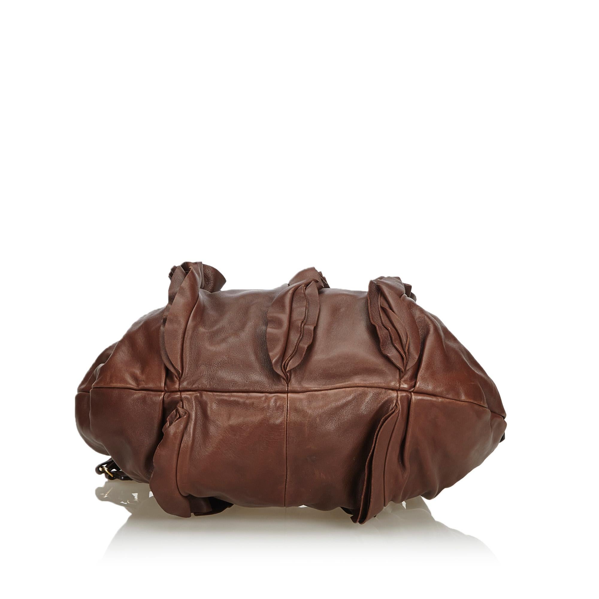 Vintage Authentic Prada Brown Leather Ruffled Hobo Bag Italy w Dust Bag MEDIUM  In Good Condition In Orlando, FL