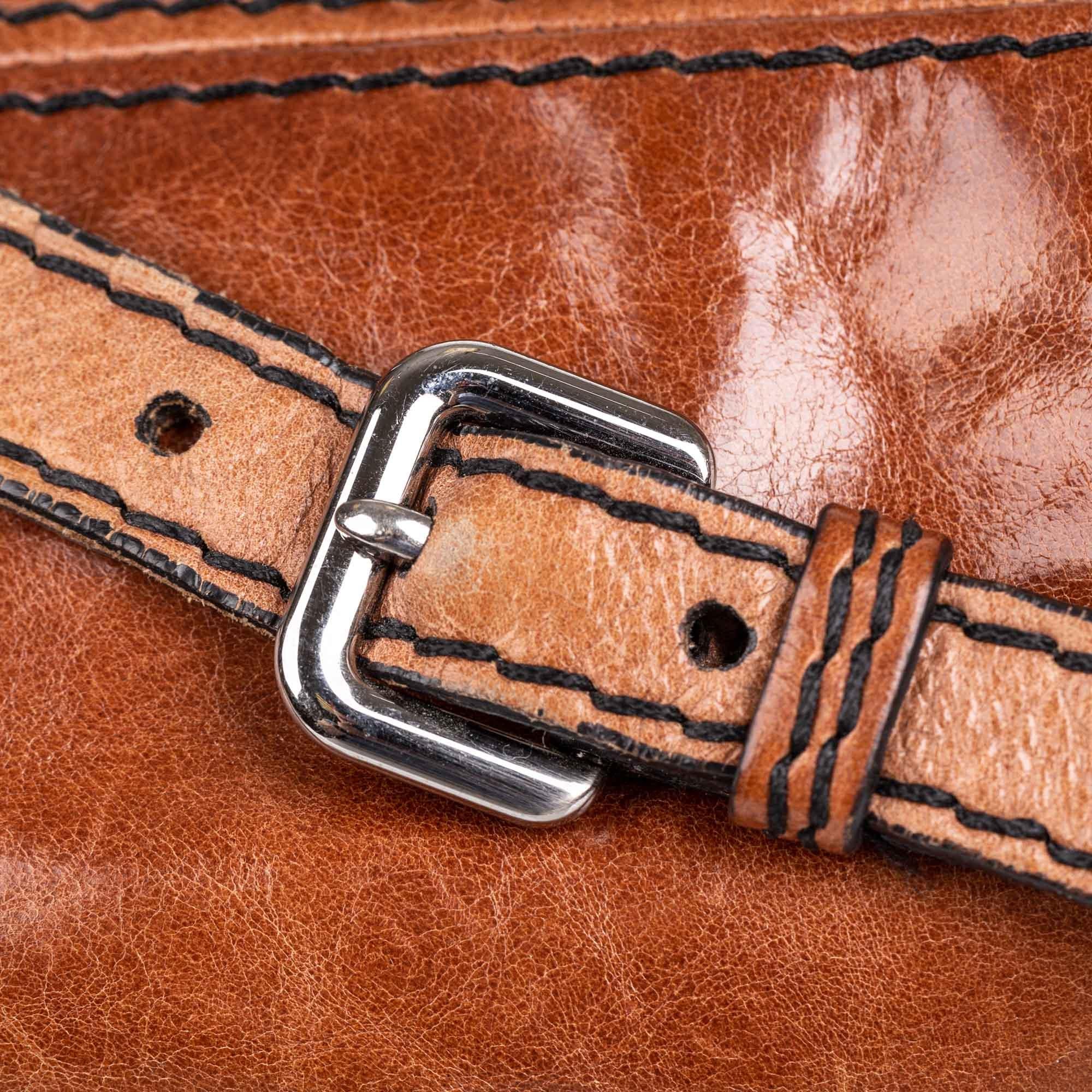 Vintage Authentic Prada Brown Leather Shoulder Bag Italy MEDIUM  For Sale 11