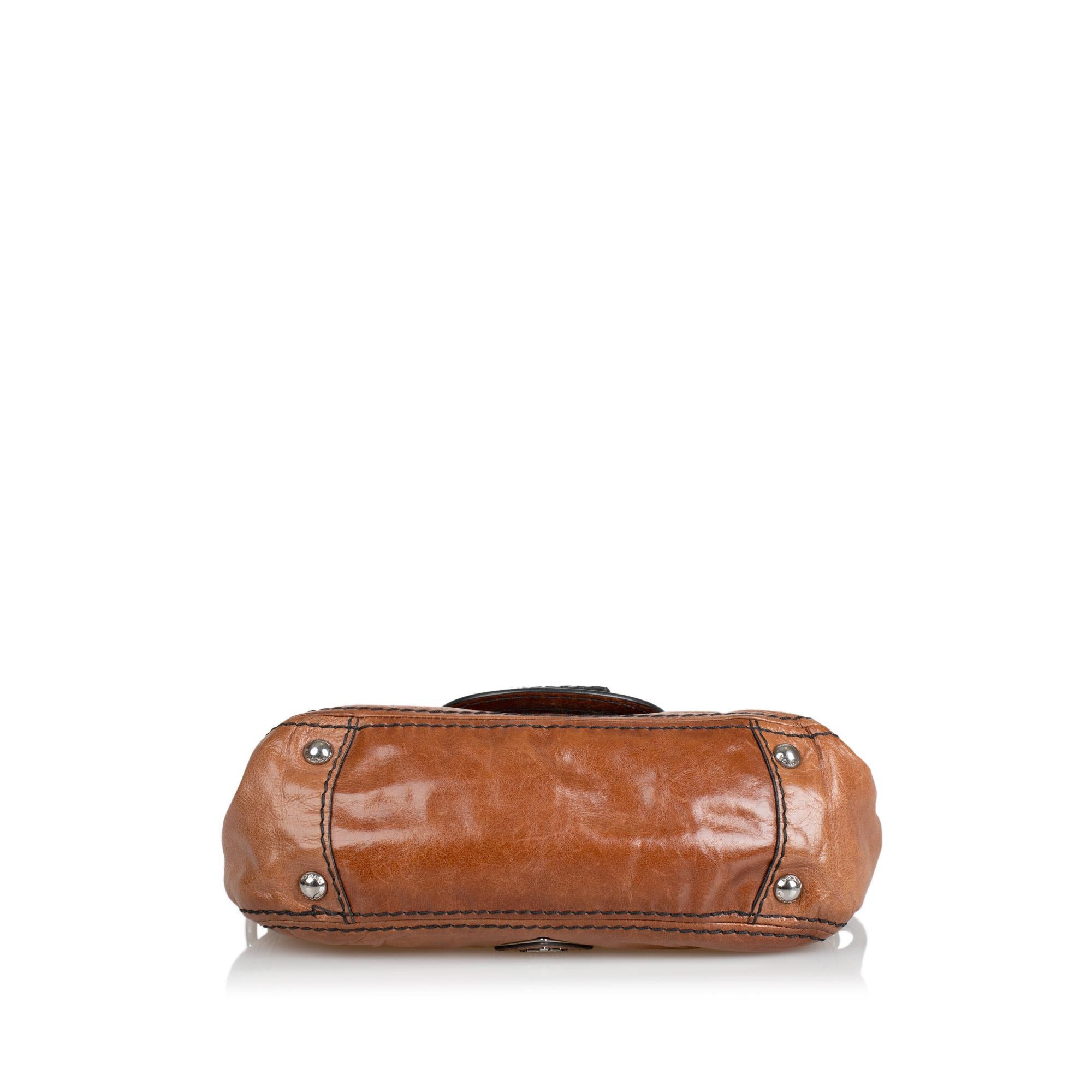 Women's Vintage Authentic Prada Brown Leather Shoulder Bag Italy MEDIUM  For Sale