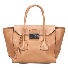 Vintage Authentic Prada Brown Leather Sound Lock Handbag ITALY w MEDIUM