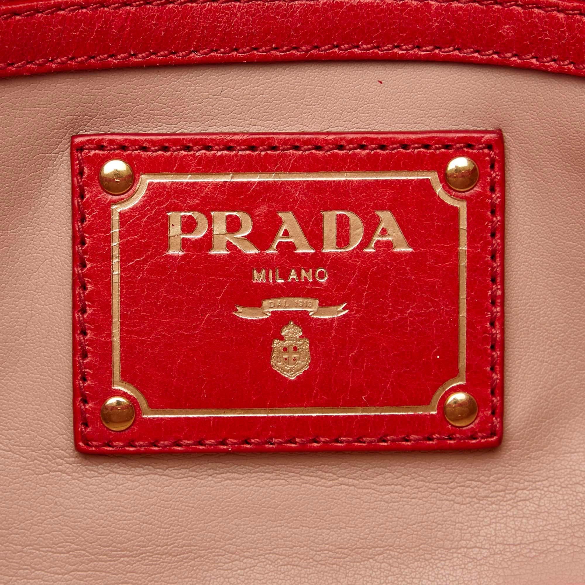 Vintage Authentic Prada Leather Handbag w Dust Bag Authenticity Card MEDIUM  For Sale 1