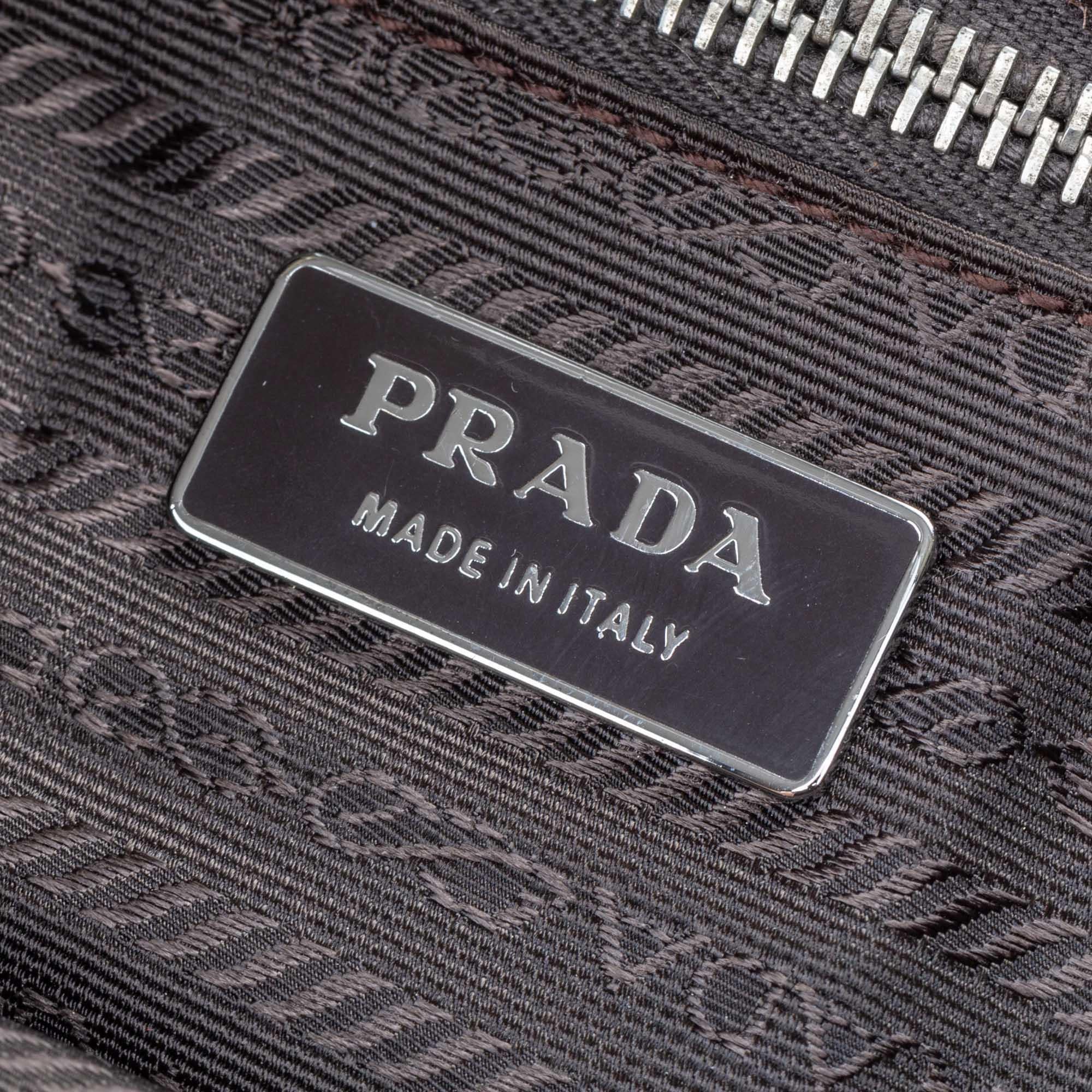 Vintage Authentic Prada Leather Shoulder Bag w Dust Bag Authenticity Card  For Sale 2