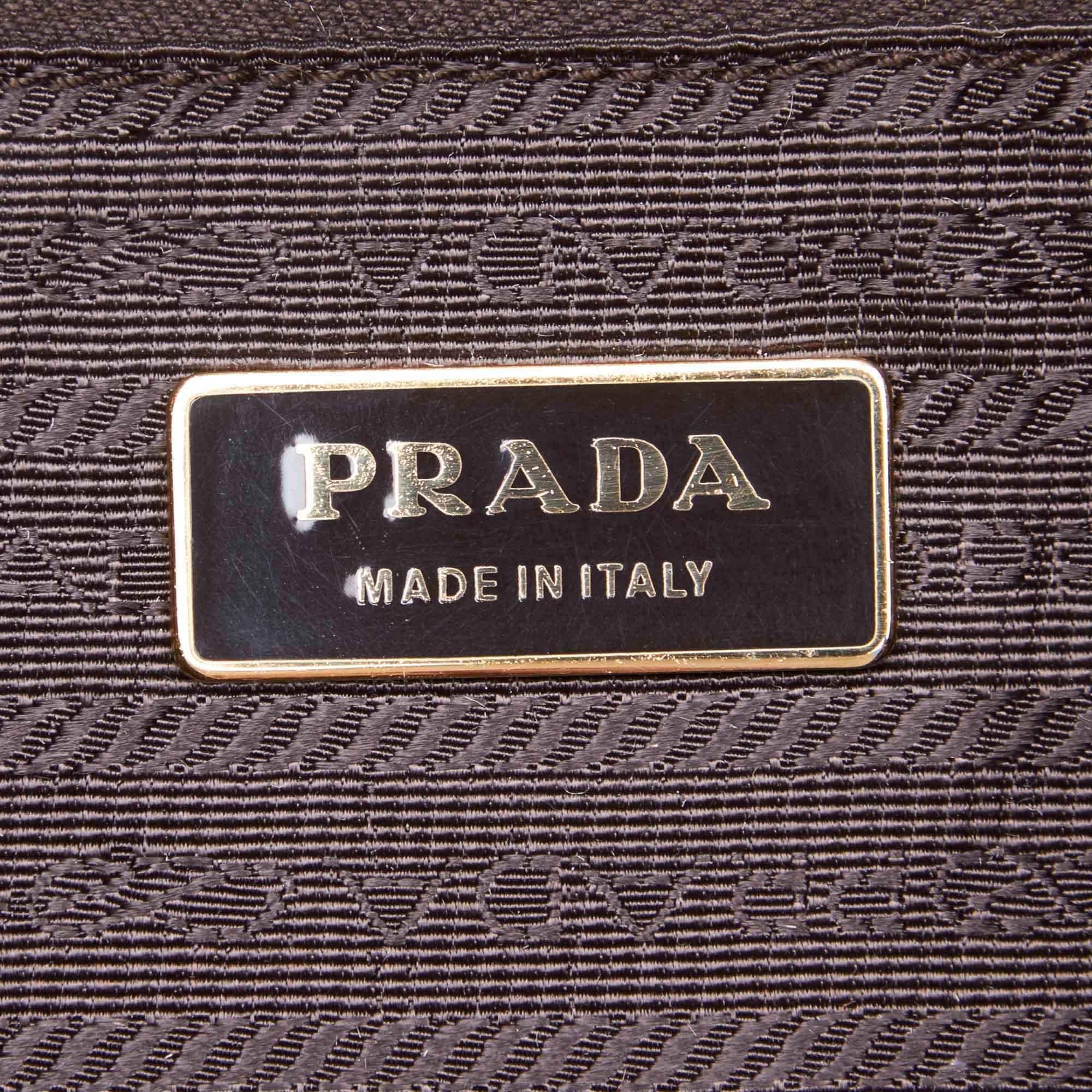 Vintage Authentic Prada Light Leopard Print Shoulder Bag Italy MEDIUM  For Sale 1