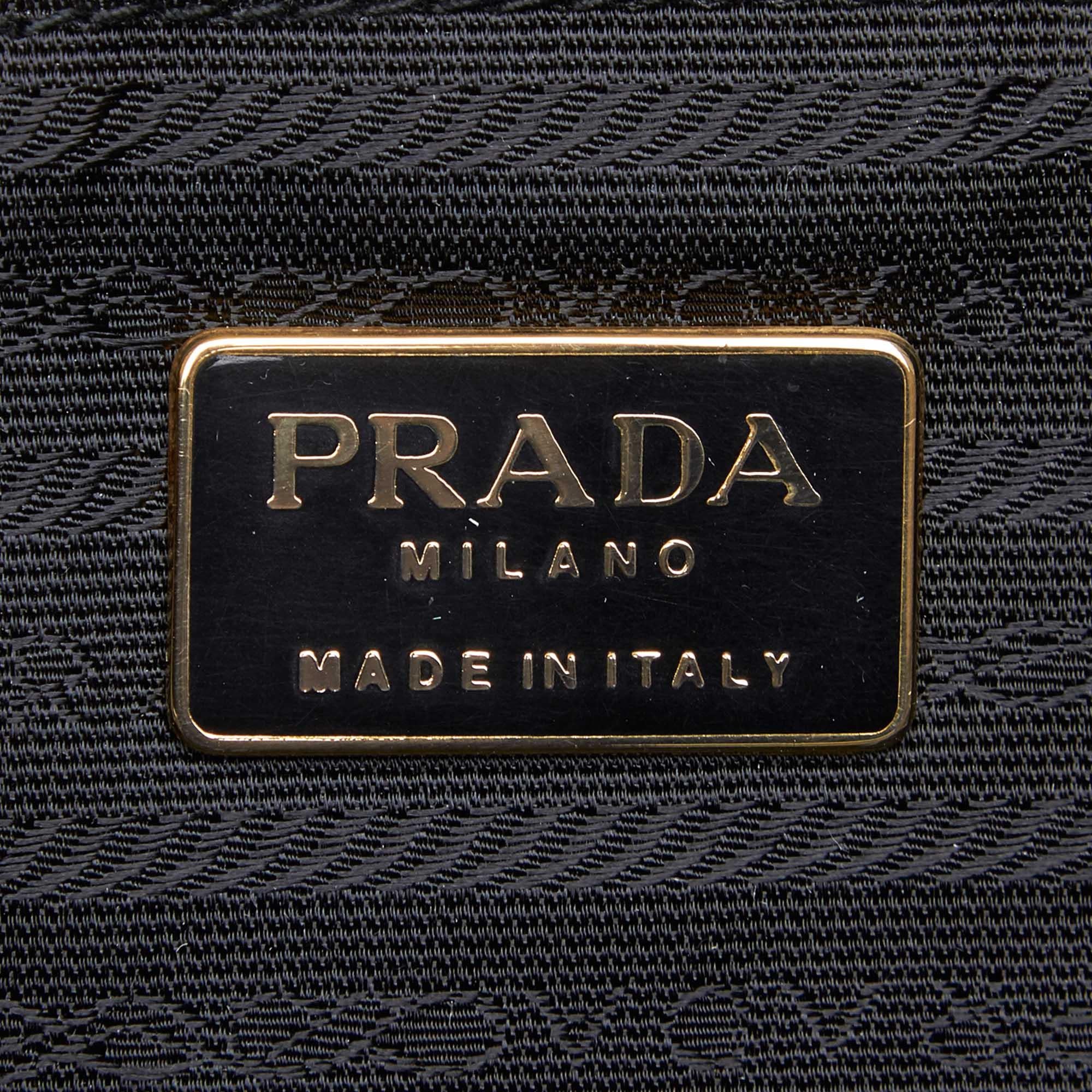 Vintage Authentic Prada Quilted Shoulder Bag Italy w Padlock Padlock LARGE  For Sale 1
