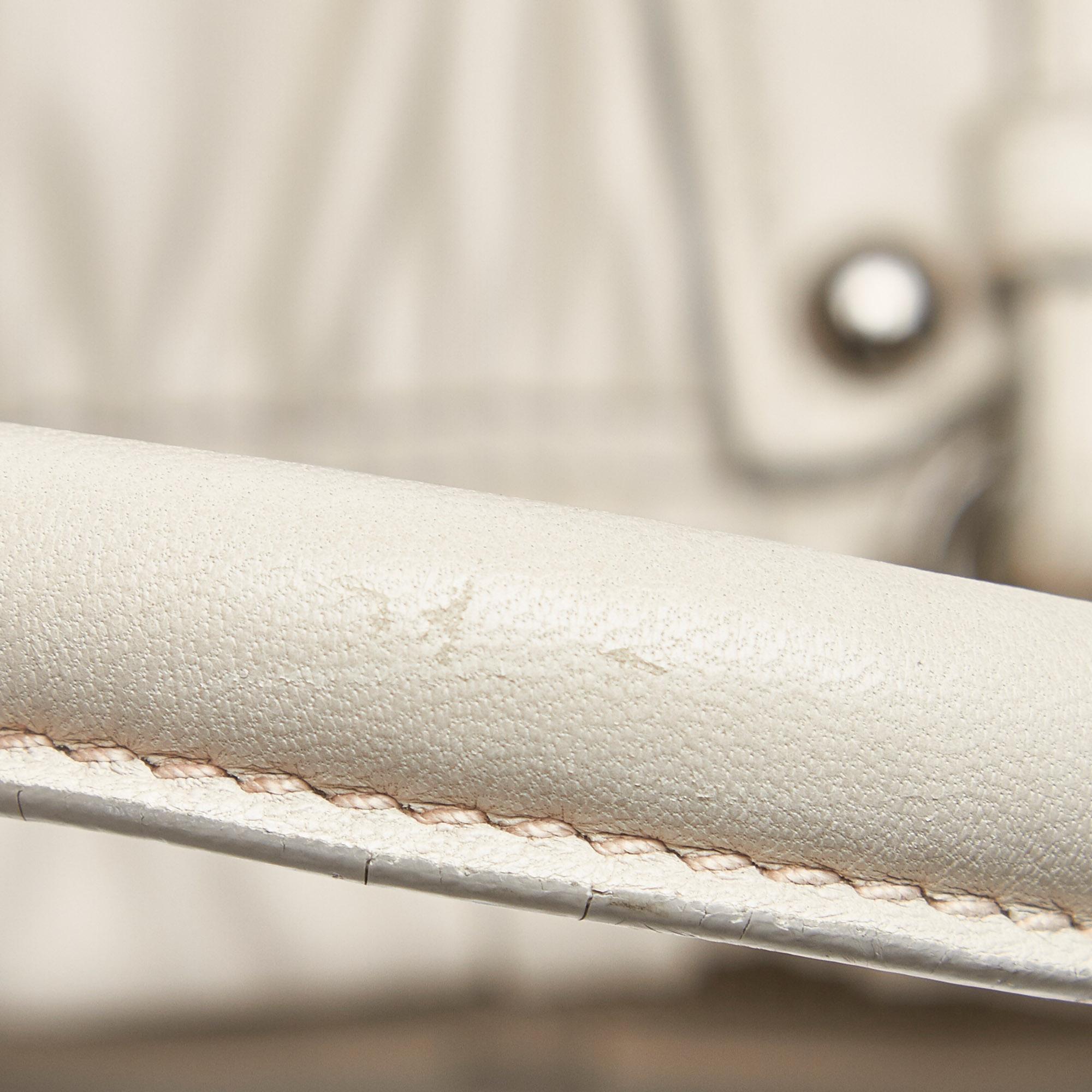 Vintage Authentic Prada White Ivory Leather Gathered Satchel Italy MEDIUM  For Sale 8