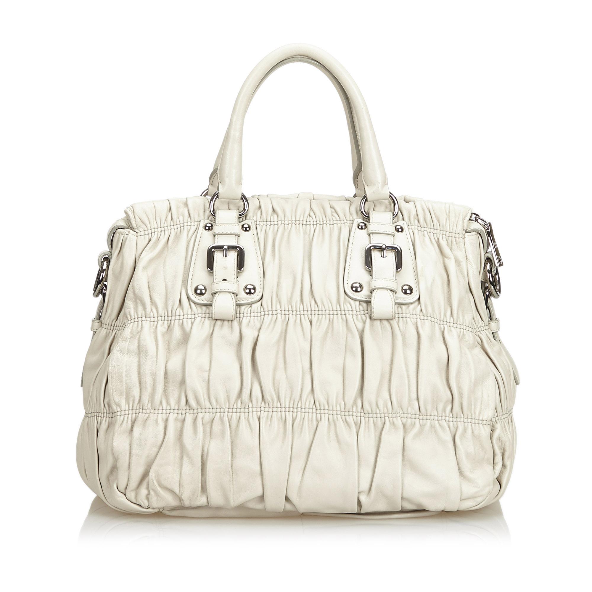 Vintage Authentic Prada White Ivory Leather Gathered Satchel Italy MEDIUM  In Good Condition For Sale In Orlando, FL