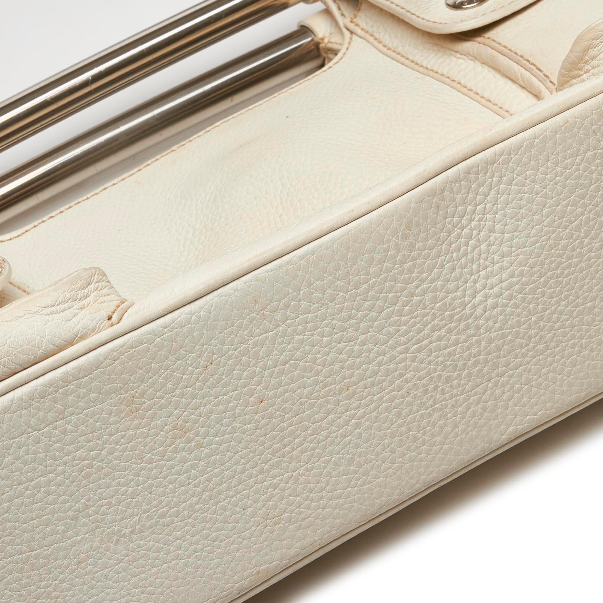 Vintage Authentic Prada White Leather Bar Shoulder Bag Italy w Dust Bag LARGE  For Sale 3