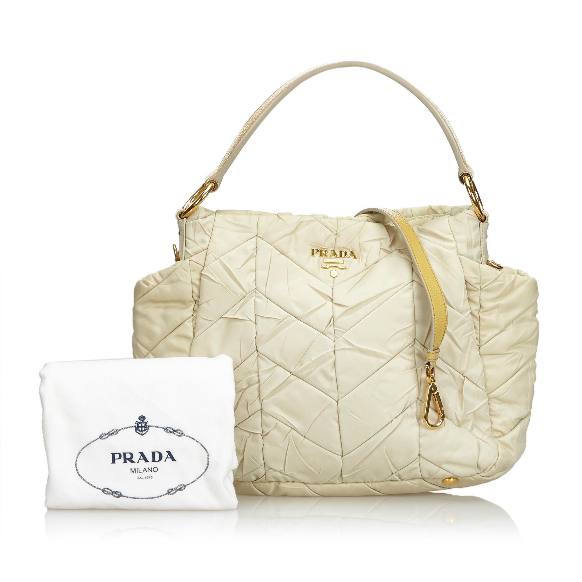 Vintage Authentic Prada White Light Nylon Fabric Quilted Satchel Italy LARGE  For Sale 7