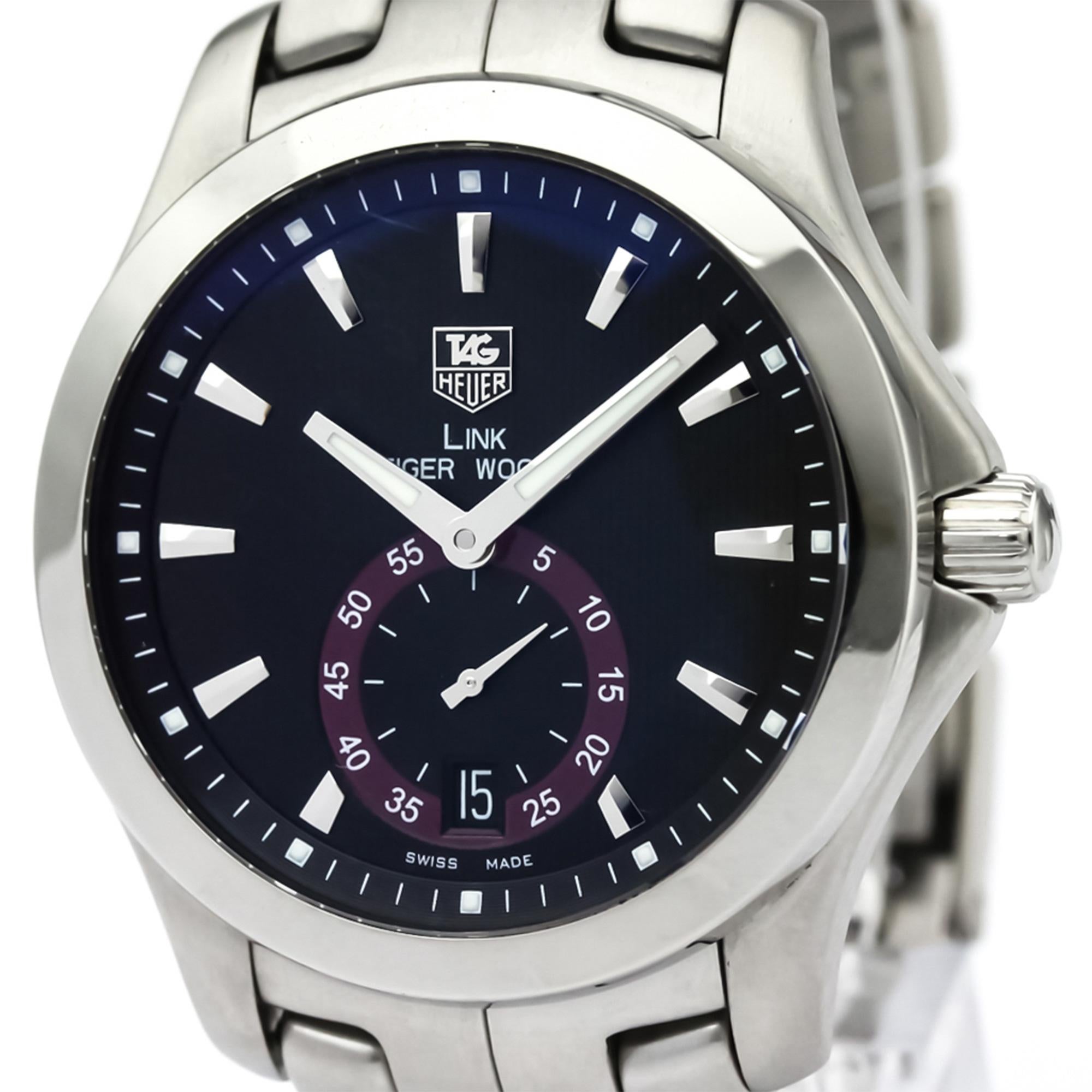 This watch features a stainless steel case and strap with a push button deployment clasp, and automatic movement. Watch Specifications: Face: about 3.5 cm × 3.5 cm Case: about 3.9 cm × 3.9 cm ecluding crown Belt width: about 1.7 cm Arm around: about