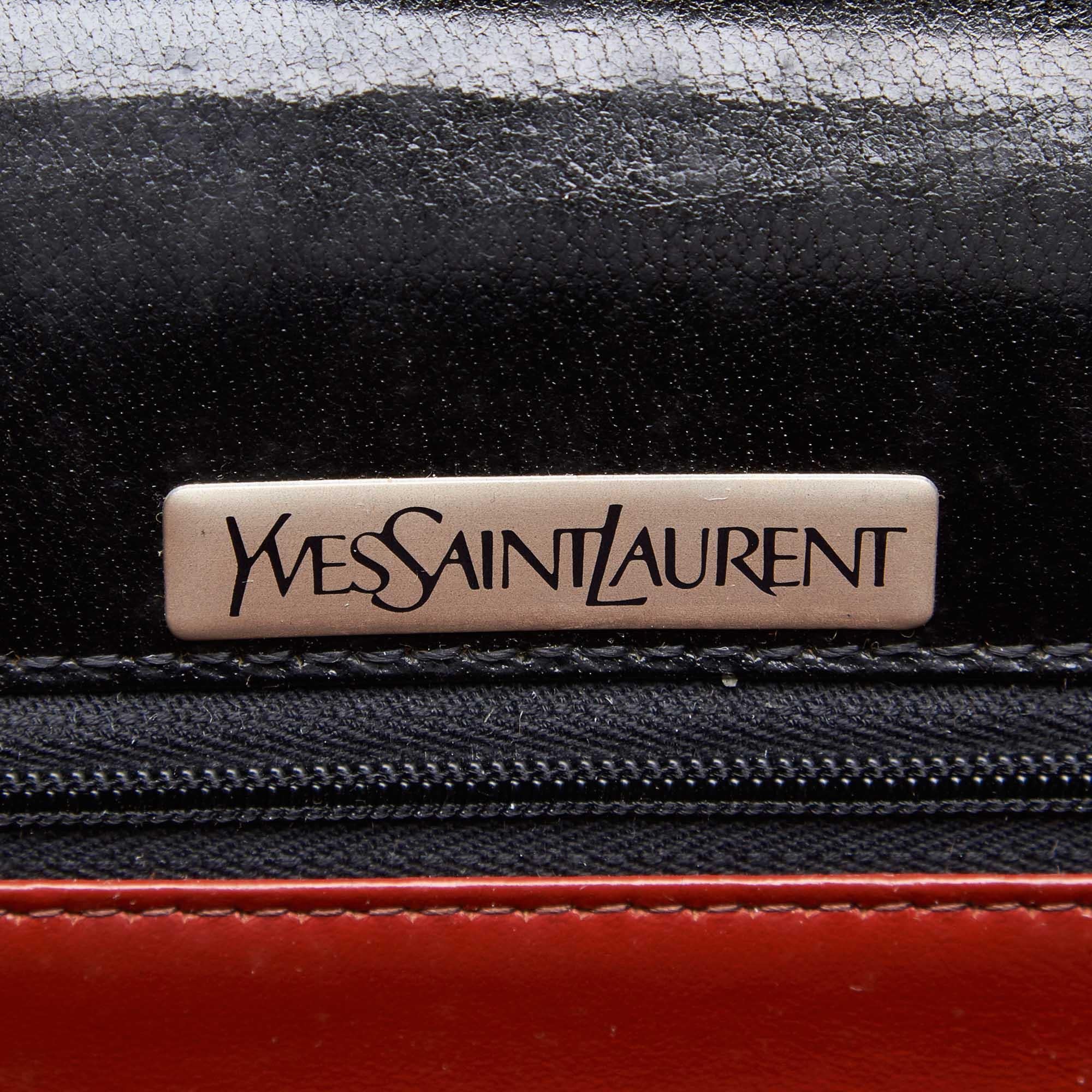 Vintage Authentic YSL Black Leather Shoulder Bag France MEDIUM  2