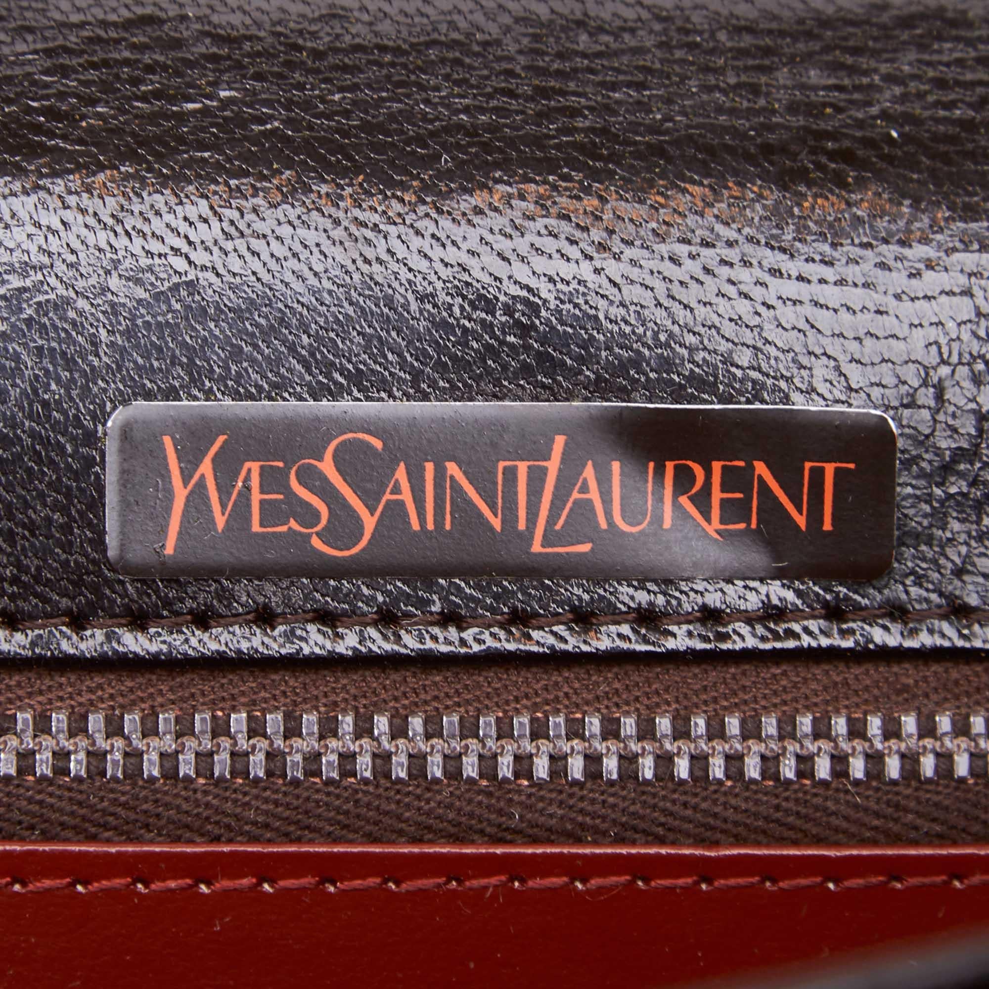 Vintage Authentic YSL Black Leather Shoulder Bag France SMALL  For Sale 2