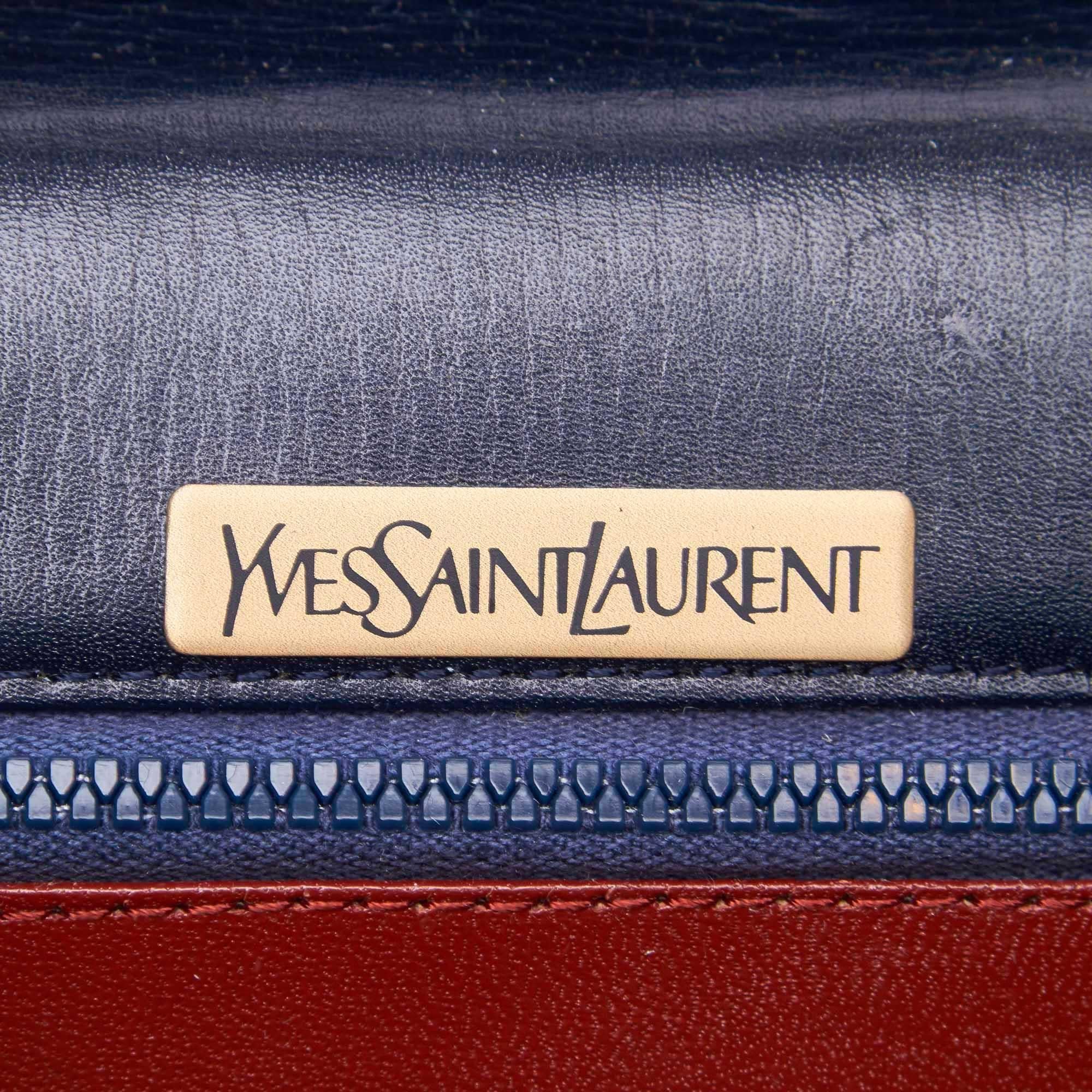 Vintage Authentic YSL Blue Navy Leather Handbag France w/ Dust Bag MEDIUM  In Good Condition For Sale In Orlando, FL