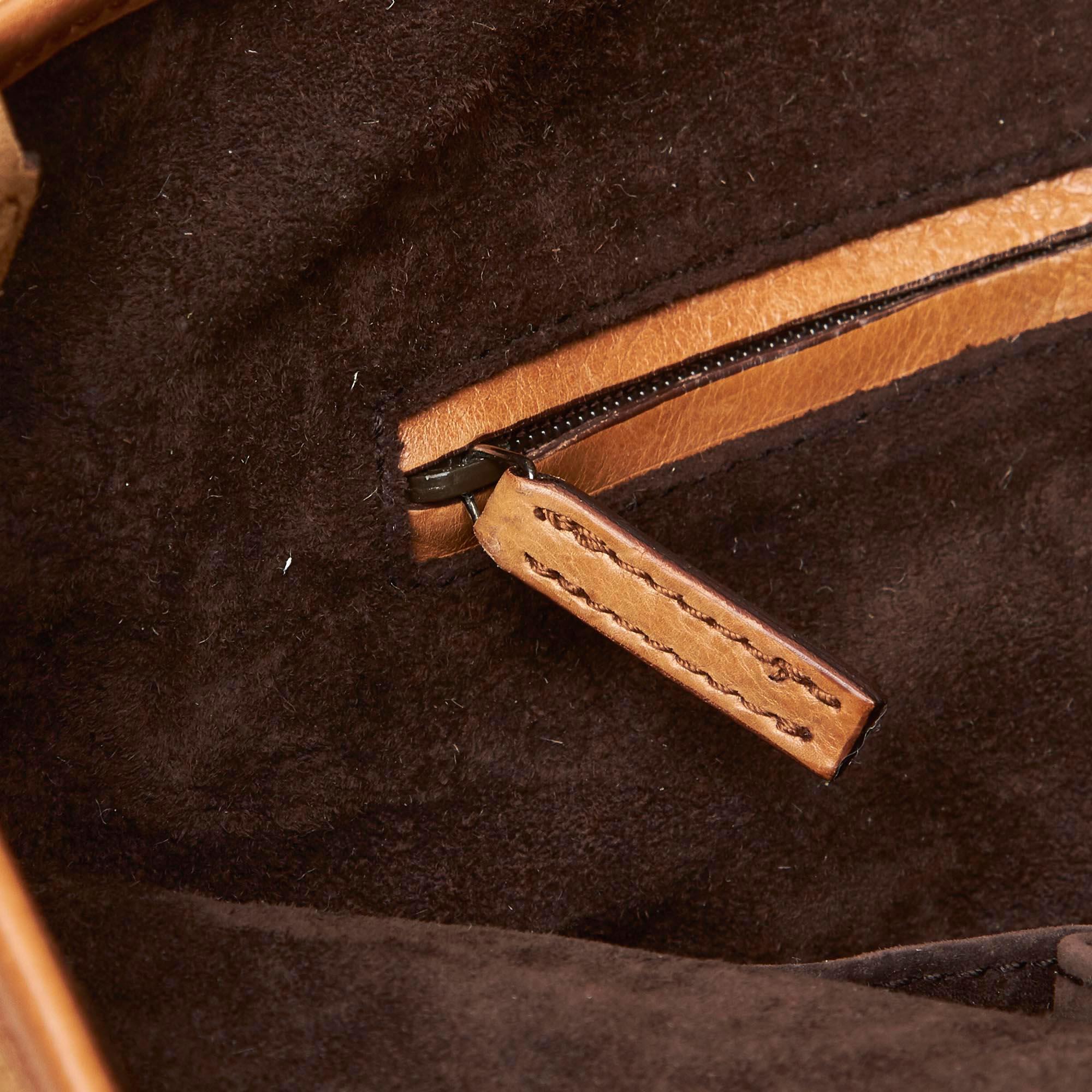 Vintage Authentic YSL Light Nubuck Leather Shoulder Bag France Dust Bag MEDIUM  For Sale 3