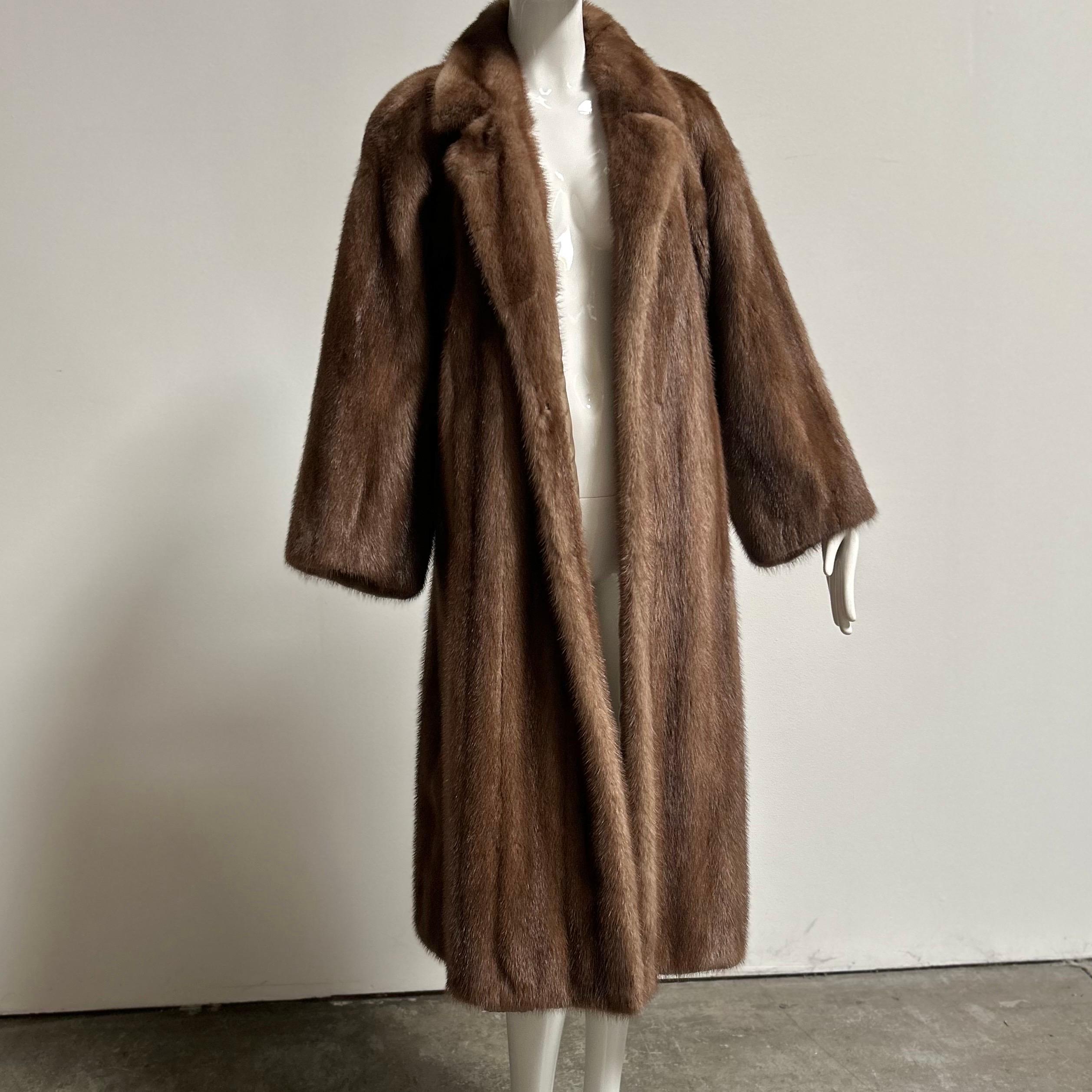 Vintage Autumn Haze Full Length Saga Mink Fur Coat Size M-L In Excellent Condition In Sparks, NV