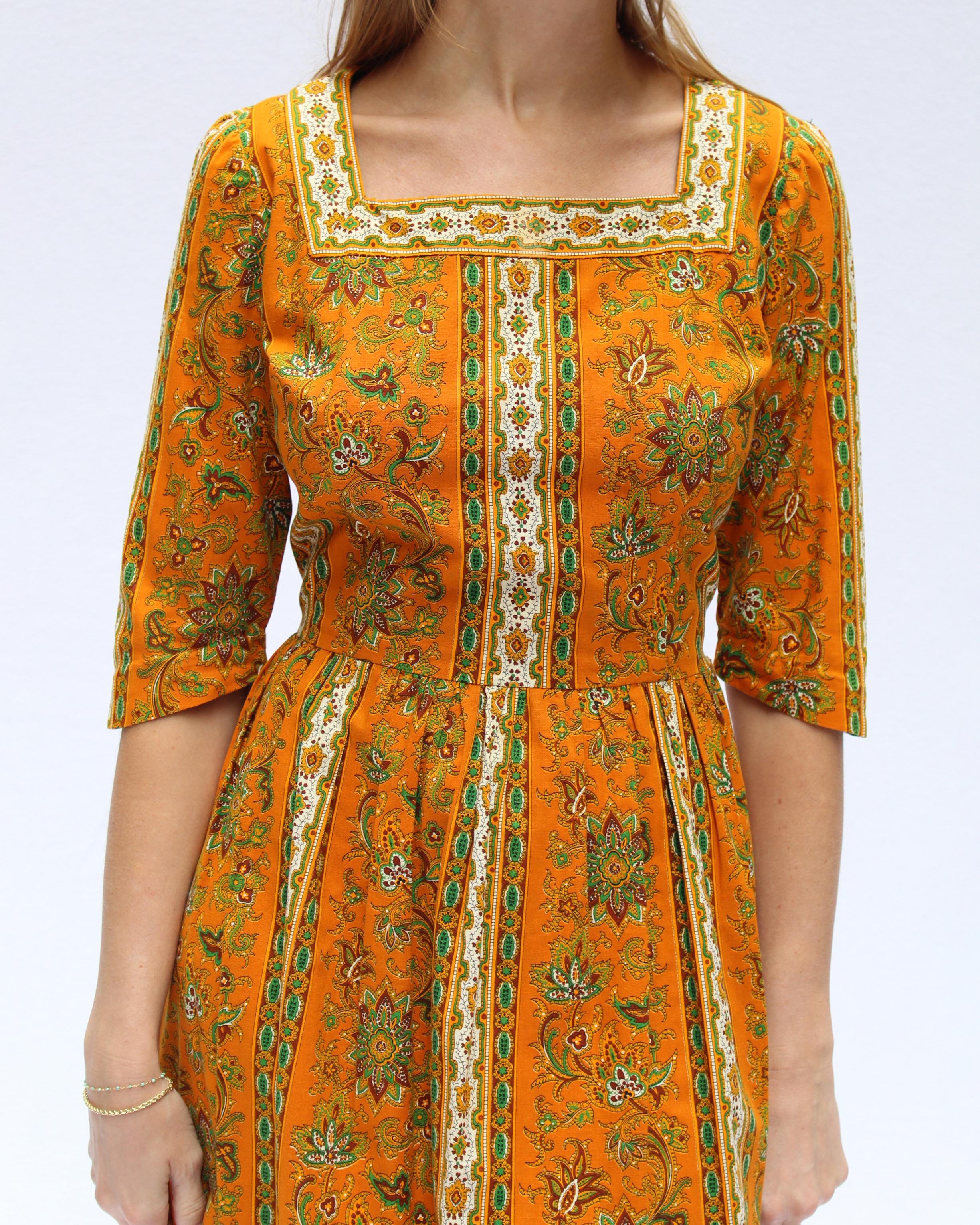 Vintage Herbstliches Paisley Chintz Kleid im Angebot 3