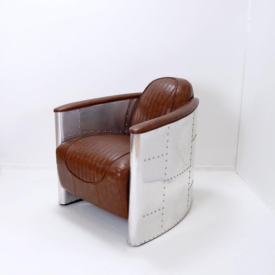 Vintage Aviator armchair riveted aluminum and cognac leather In Good Condition For Sale In Linkebeek, BE
