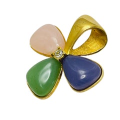 Vintage AVON signierte Vintage-Halskette mit Blumenanhänger