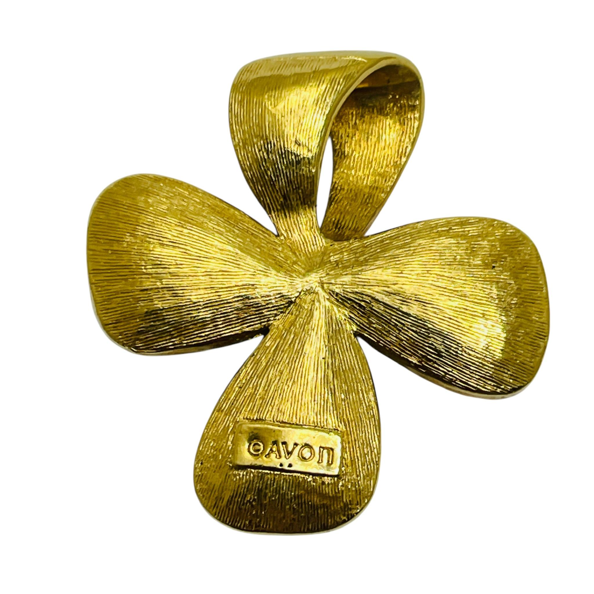Vintage AVON signed flower pendant necklace In Good Condition For Sale In Palos Hills, IL