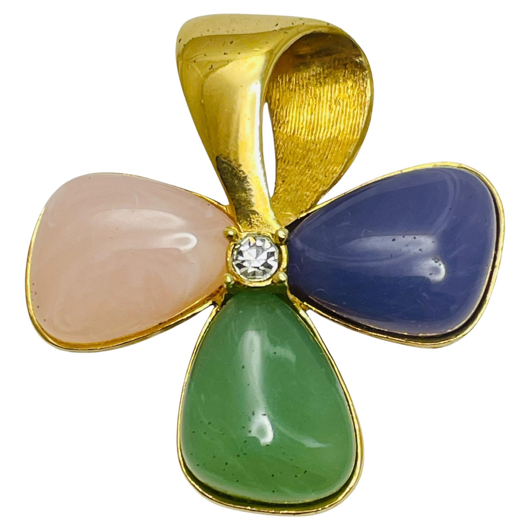 Vintage AVON signed flower pendant necklace For Sale