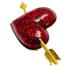 Vintage AVON signed gold tone red enamrl heart designer brooch