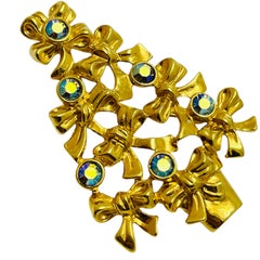 Vintage AVON signed gold tone rhinestone Christmas tree designer brooch