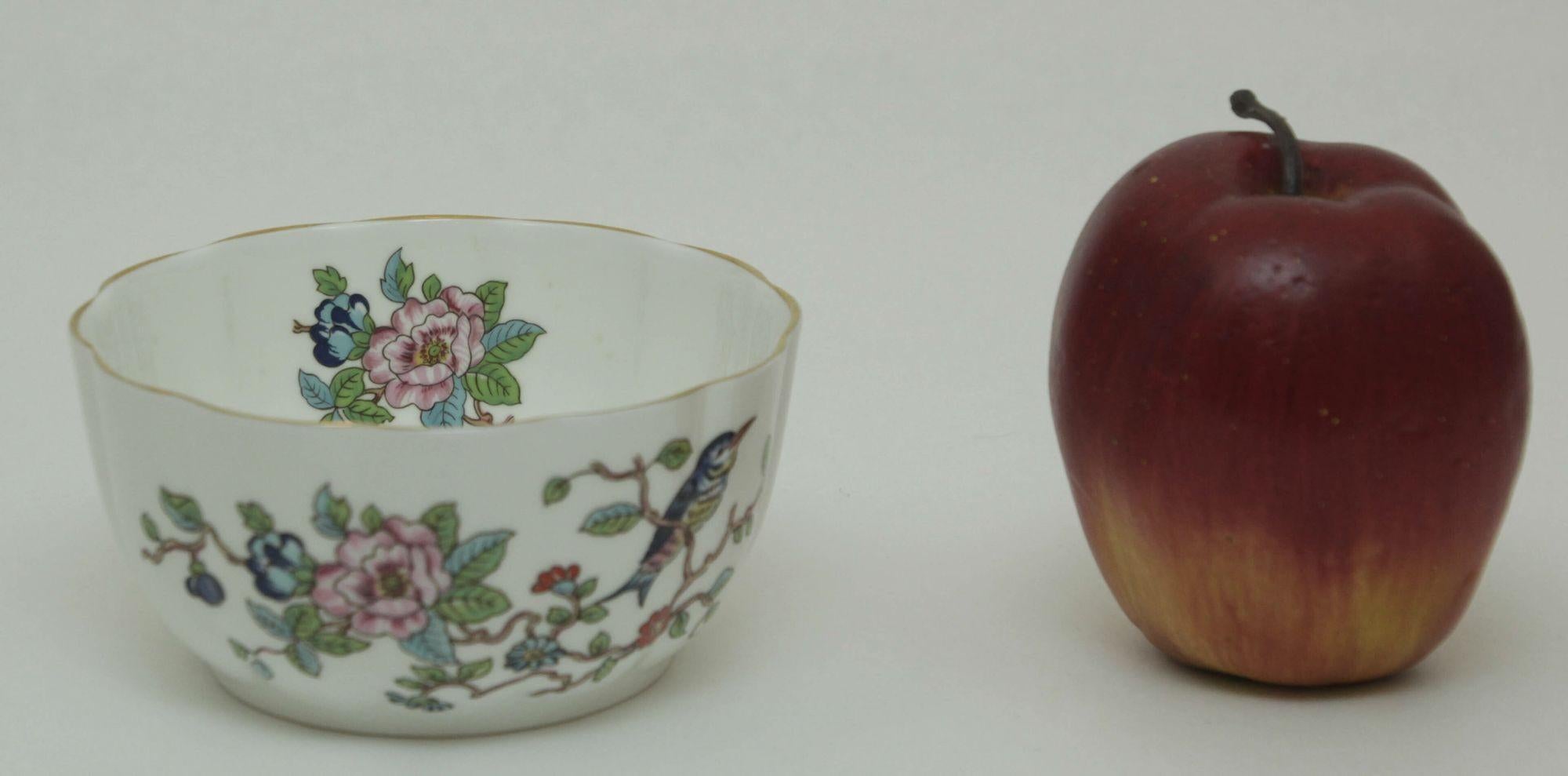 Petit bol de service vintage Aynsley Fine English Bone China en vente 2