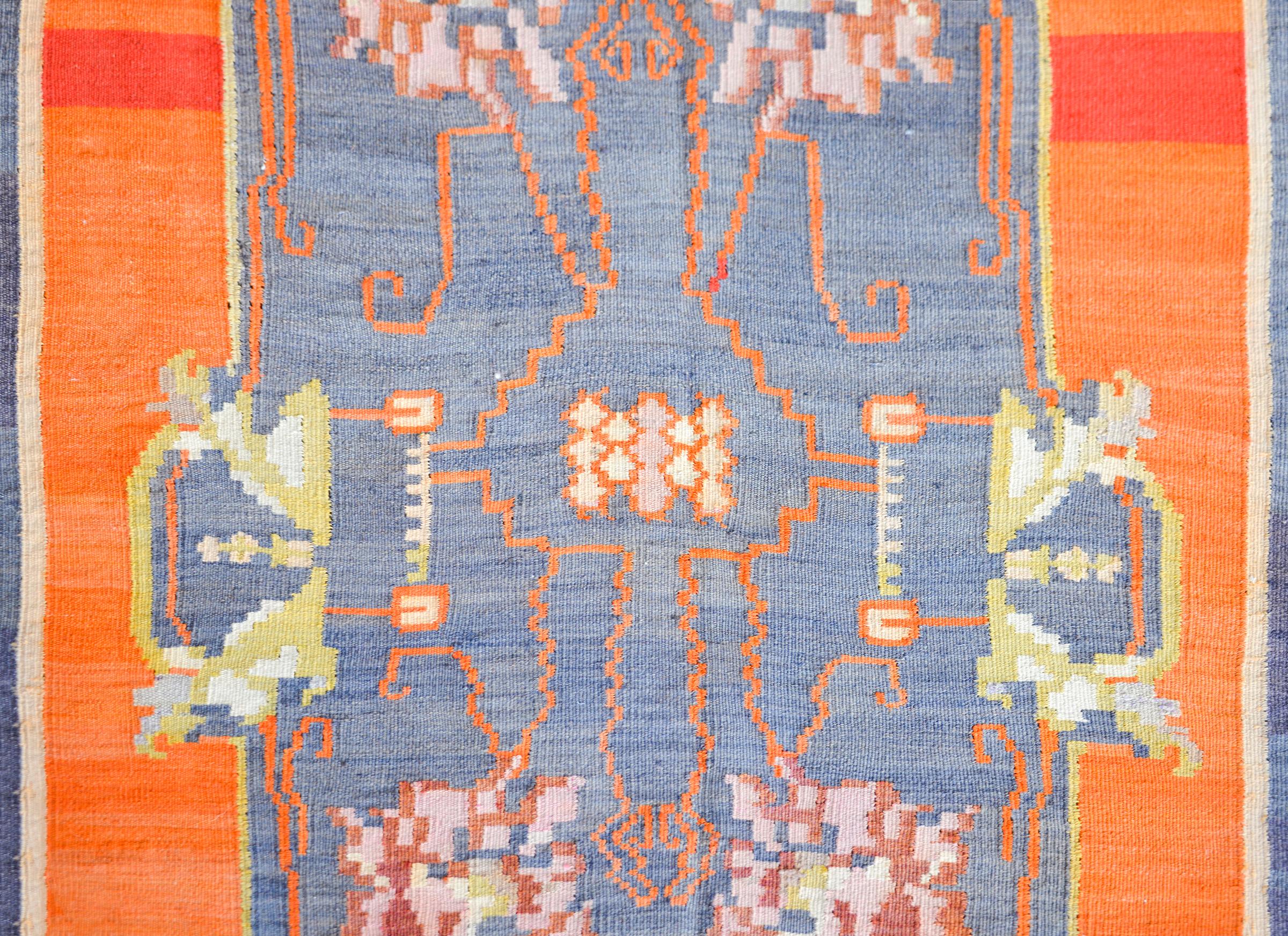 Vintage Azari Kilim Rug In Good Condition For Sale In Chicago, IL