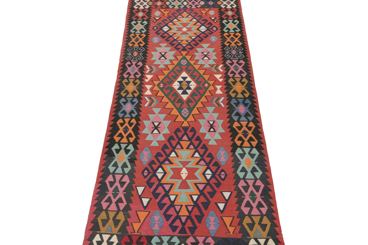 Vintage Azerbaijan Persian Kilim in Red with Geometric Patterns In Good Condition For Sale In Long Island City, NY