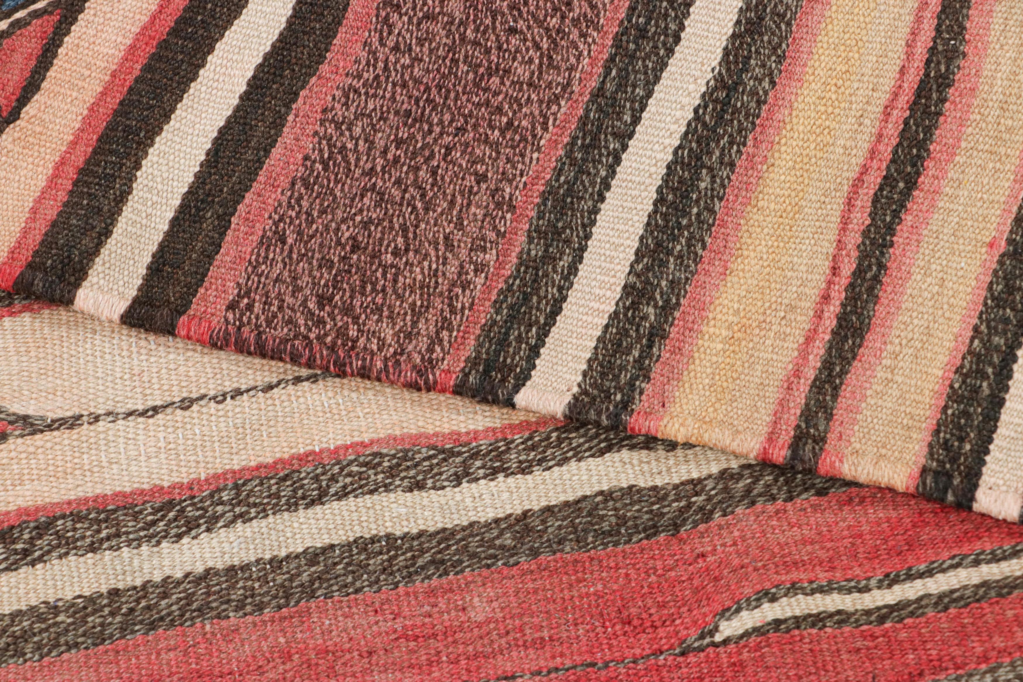Milieu du XXe siècle Kilim azerbaïdjanais vintage à rayures beige-marron et rouges - Rug & Kilim en vente