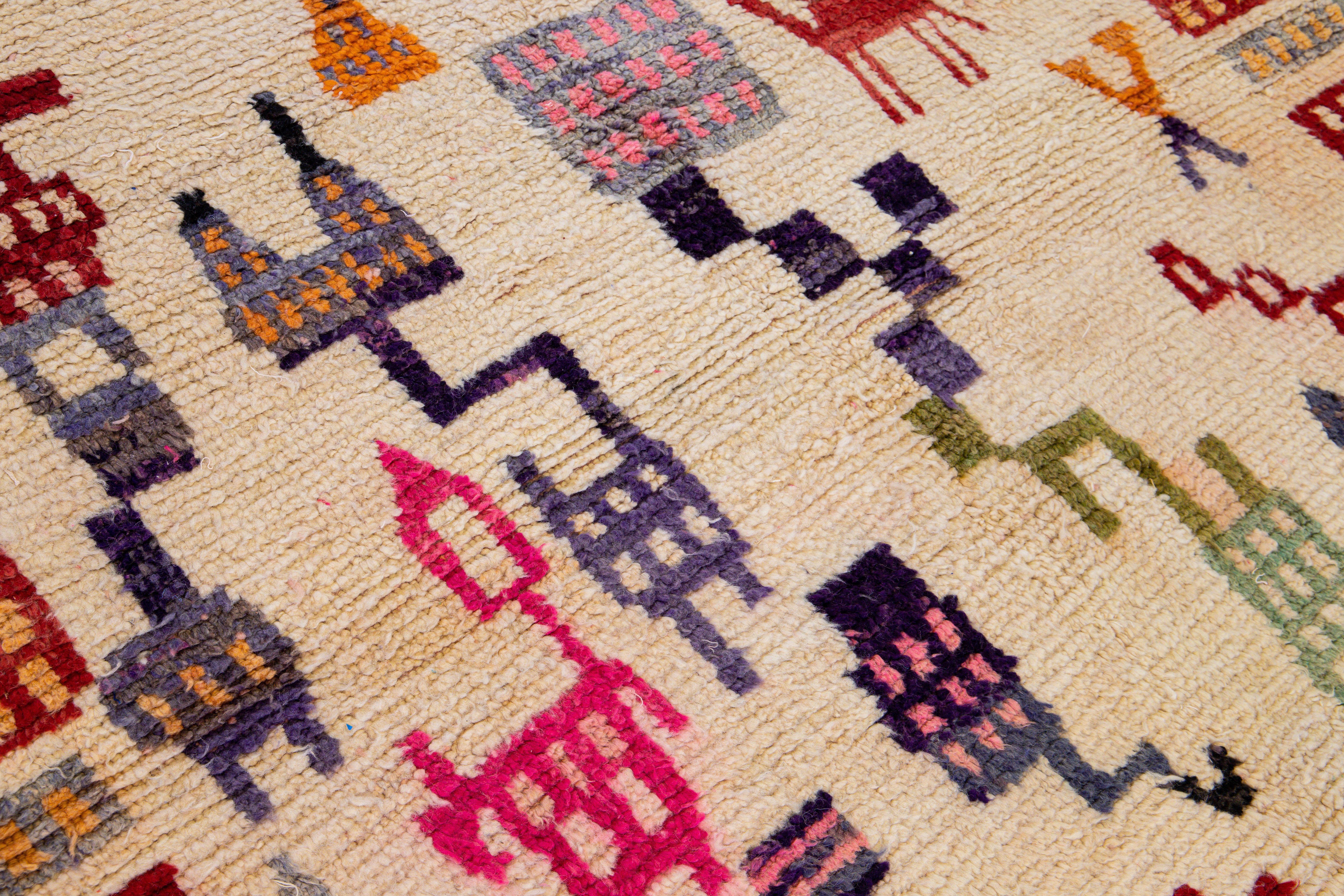 Vintage Azilal Moroccan Handmade Beige Wool Rug For Sale 1