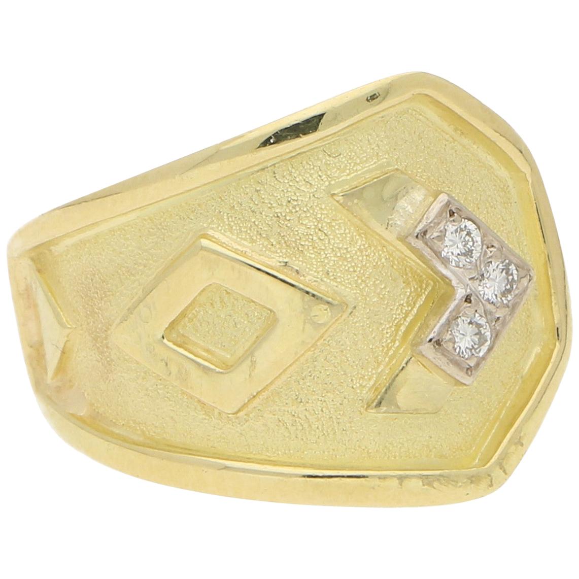 Vintage Aztec / Etruscan Diamond Band Ring Set in 18 Karat Yellow Gold For Sale