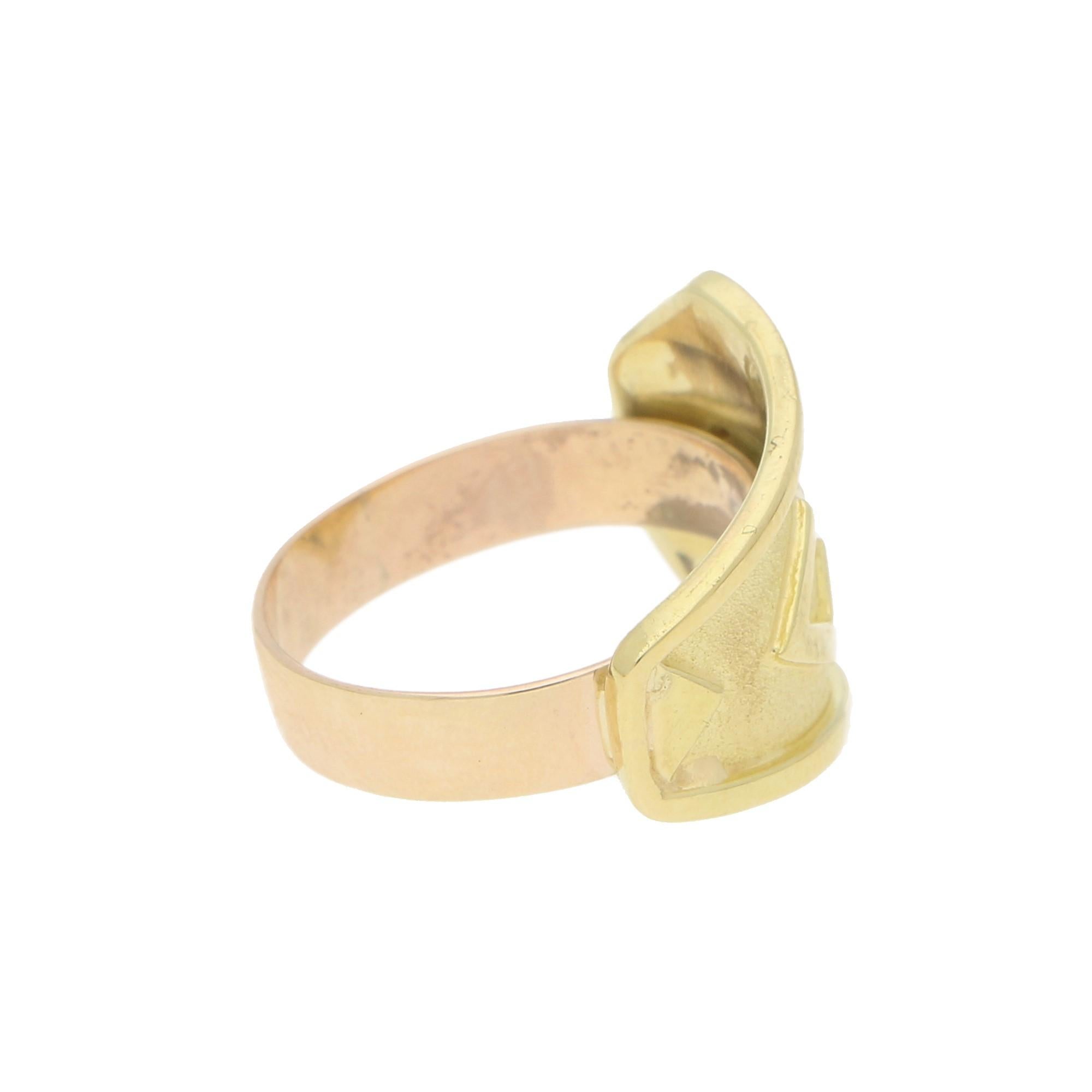 Etruscan Revival Vintage Aztec / Etruscan Diamond Band Ring Set in 18 Karat Yellow Gold For Sale