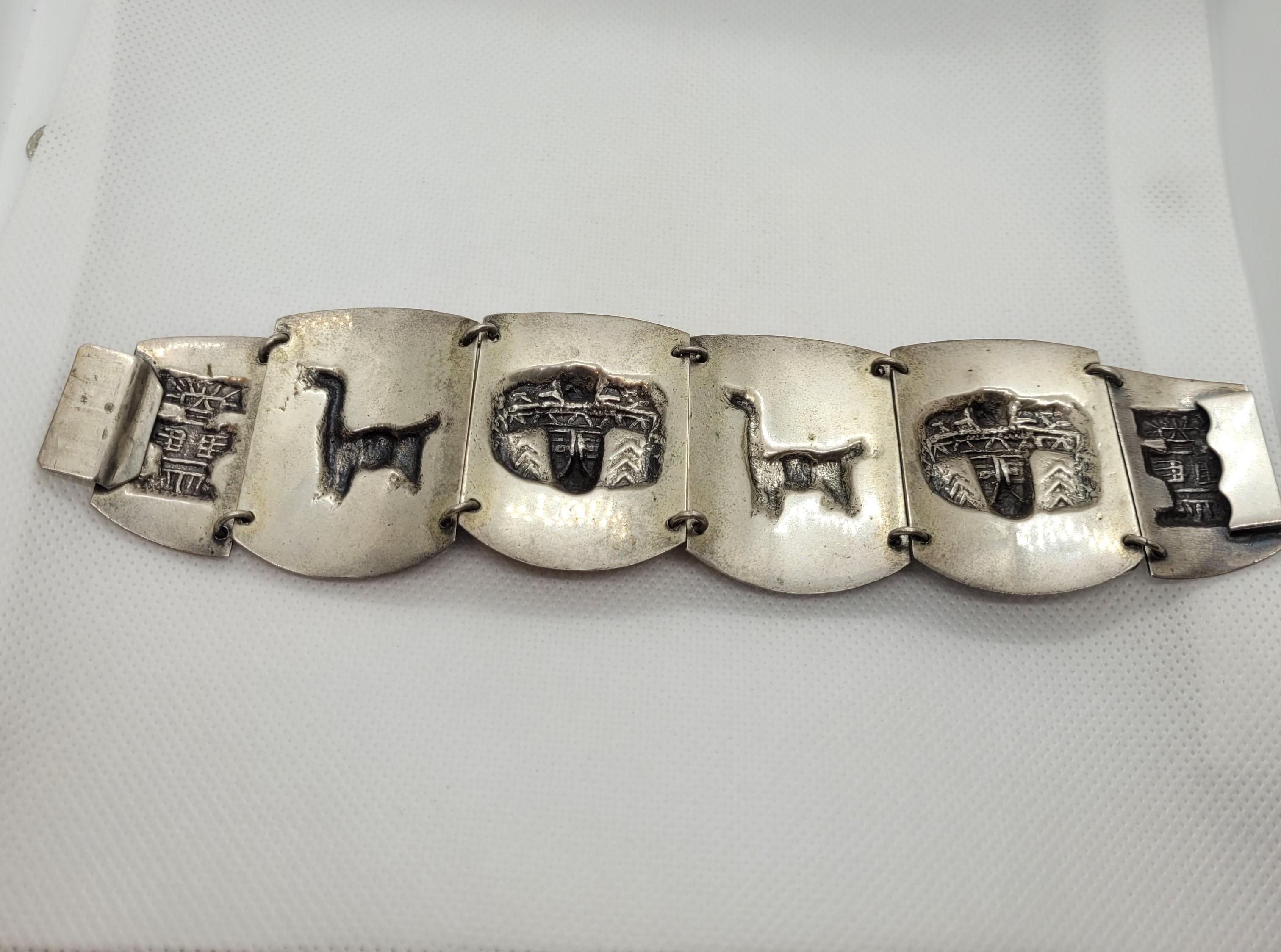 Women's Vintage Aztec Mayan Design Silver Bracelet, 70 Grams, Safety Chain For Sale