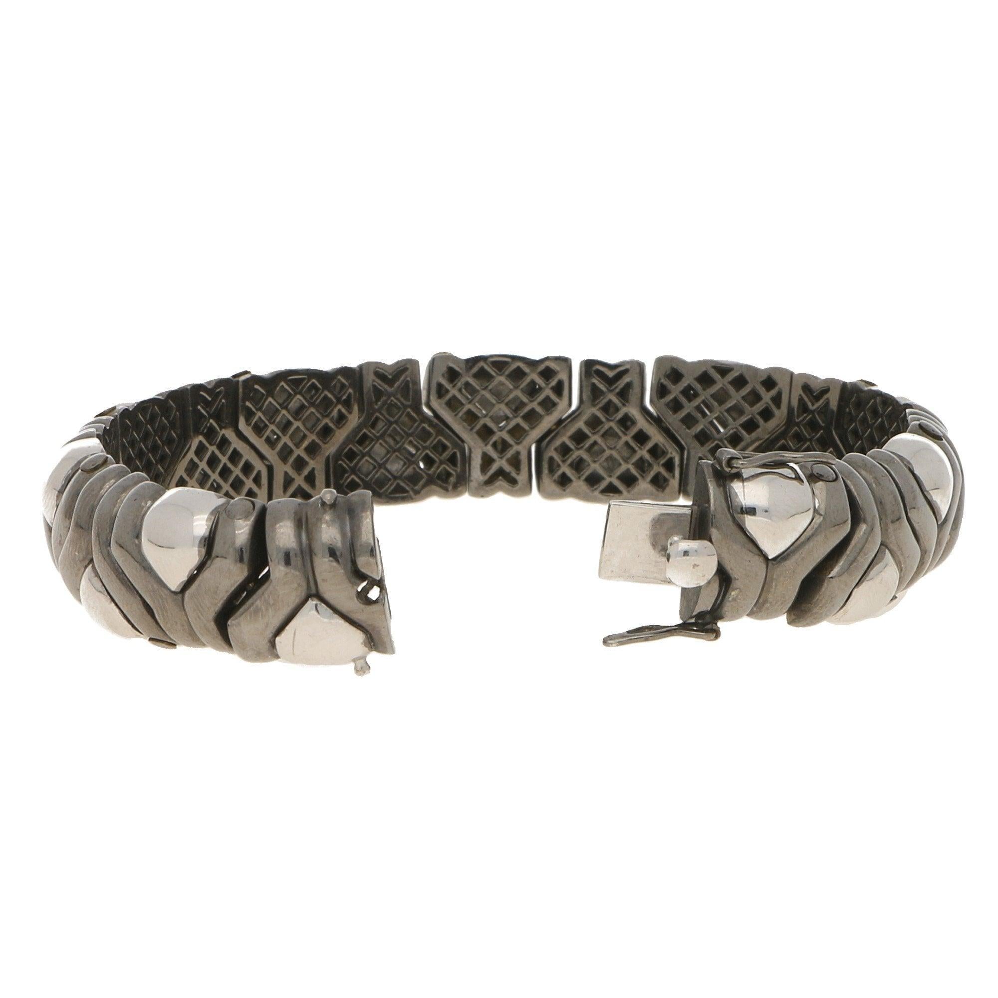 Vintage Italian Aztec Style Mosaic Bracelet in Black and White Gold For Sale 1