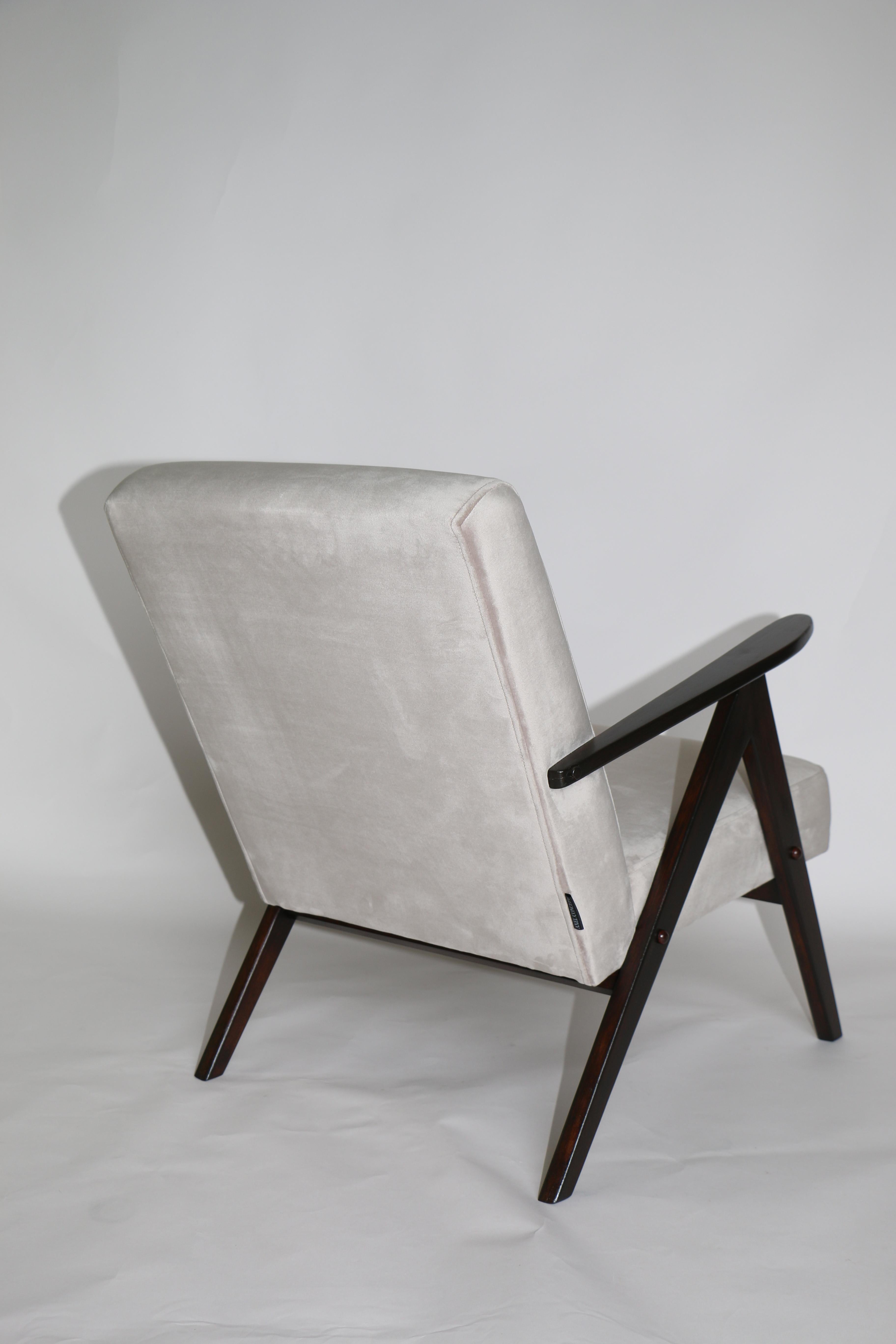 Vintage B-310 Var Armchair in Beige Velvet from 1970s For Sale 3