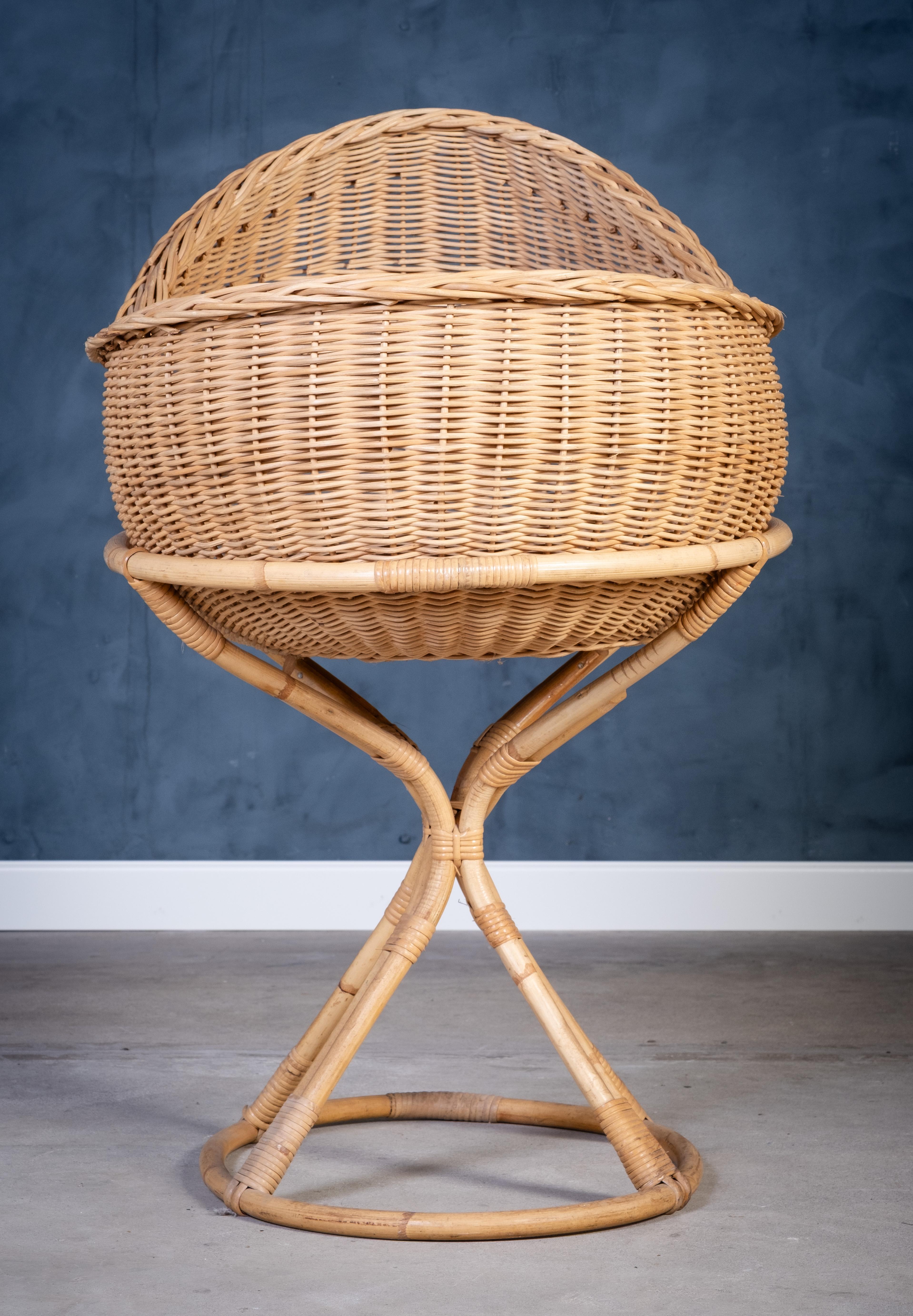 Wicker Vintage Baby Cradle by Elin & Jarl Heger, 1960s For Sale