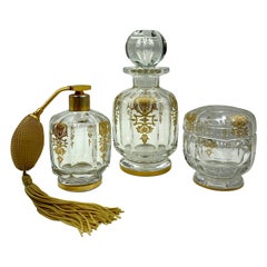 Ensemble de coiffeuse vintage Empire en cristal de Baccarat, automizer pour parfum, jarre et bouteille de parfum