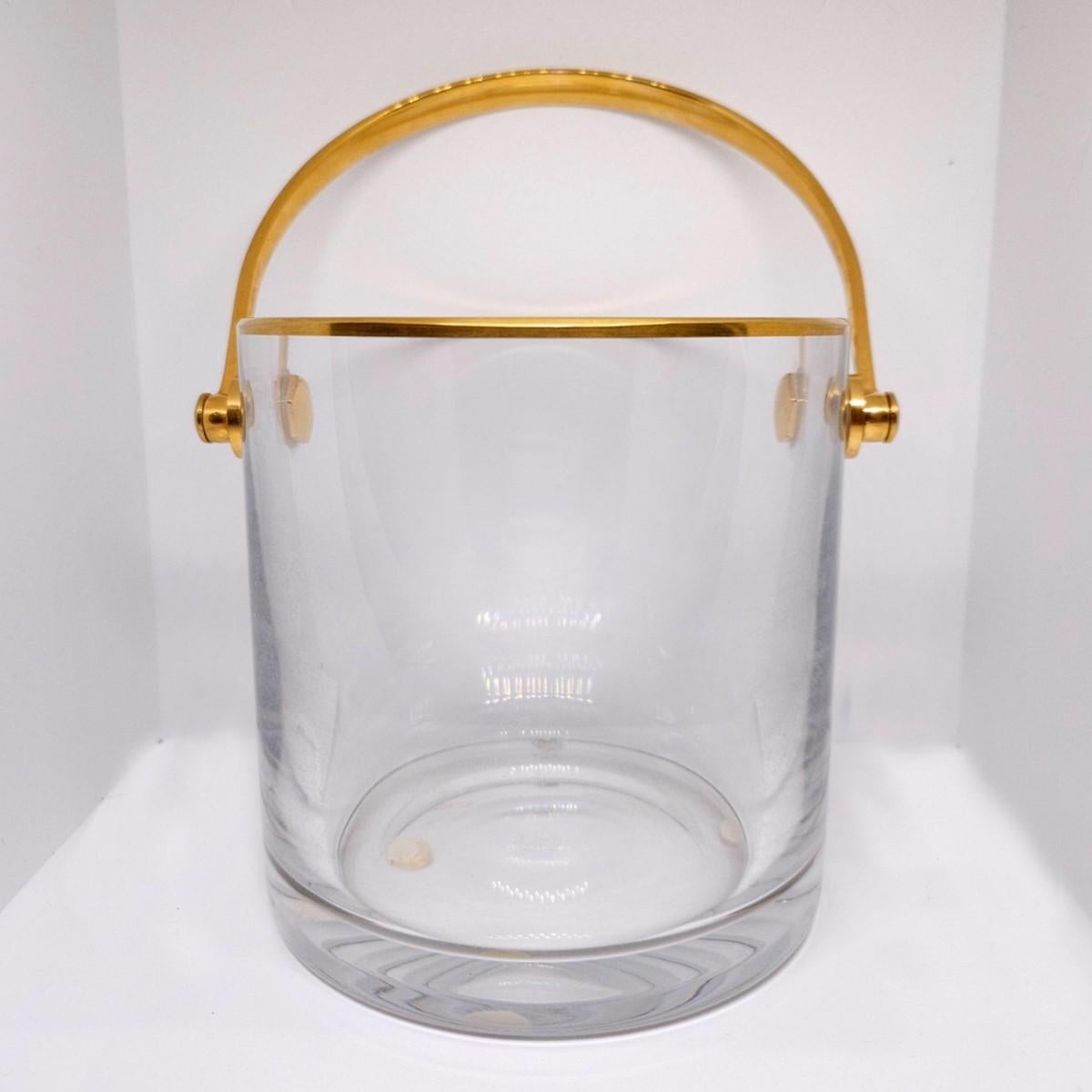 bucket with clear bottom