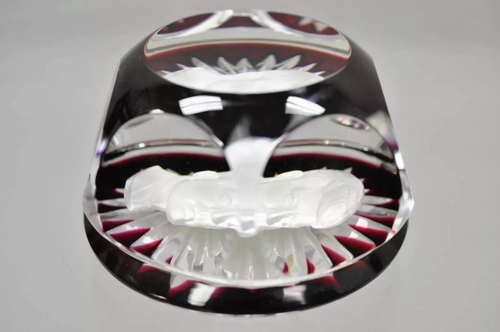 Pisapapeles Vintage Baccarat John F. Kennedy Rubí Rojo Sulfuro Cristal Francés Desconocido en venta
