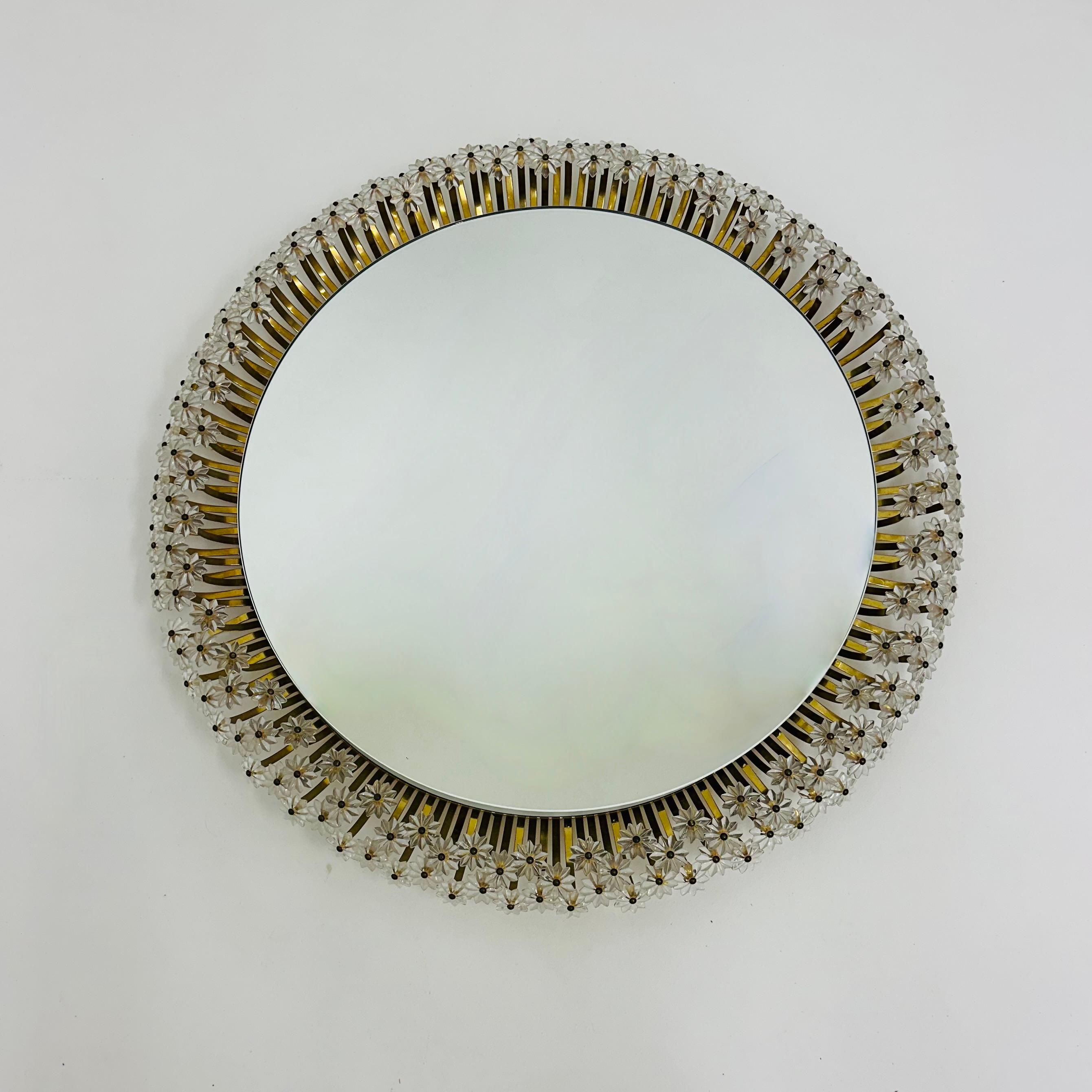 Mid-Century Modern Miroir à contre-jour vintage par Emil Stejnar pour Rupert Nikoll 1950s en vente