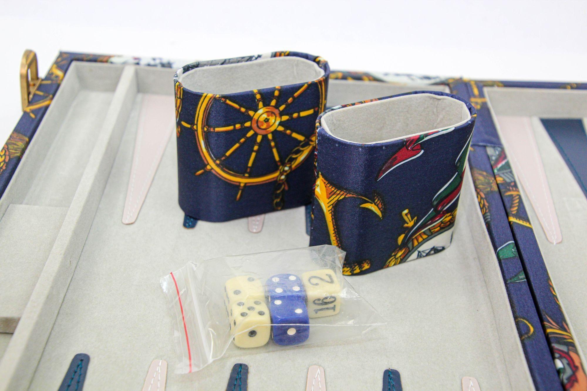 Backgammon Box-Spielset im Vintage-Stil in großem Aktentasche mit nautischem Thema, 1980er Jahre im Zustand „Gut“ im Angebot in North Hollywood, CA