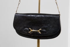 Vintage Bag in Black Leather and Gold Metal